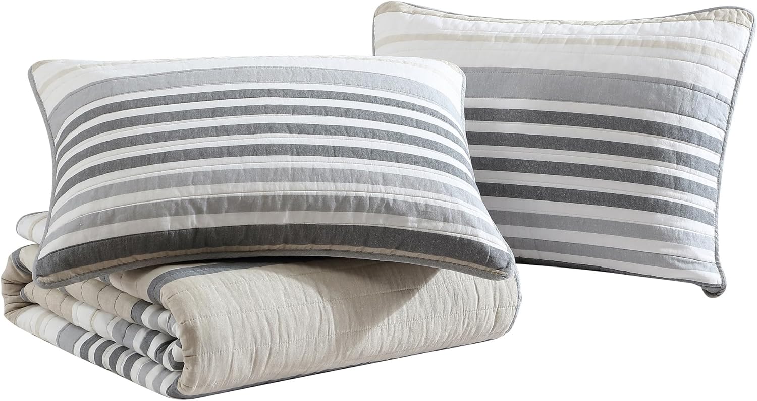 Nautica Queen Quilt Set in Dover Beige