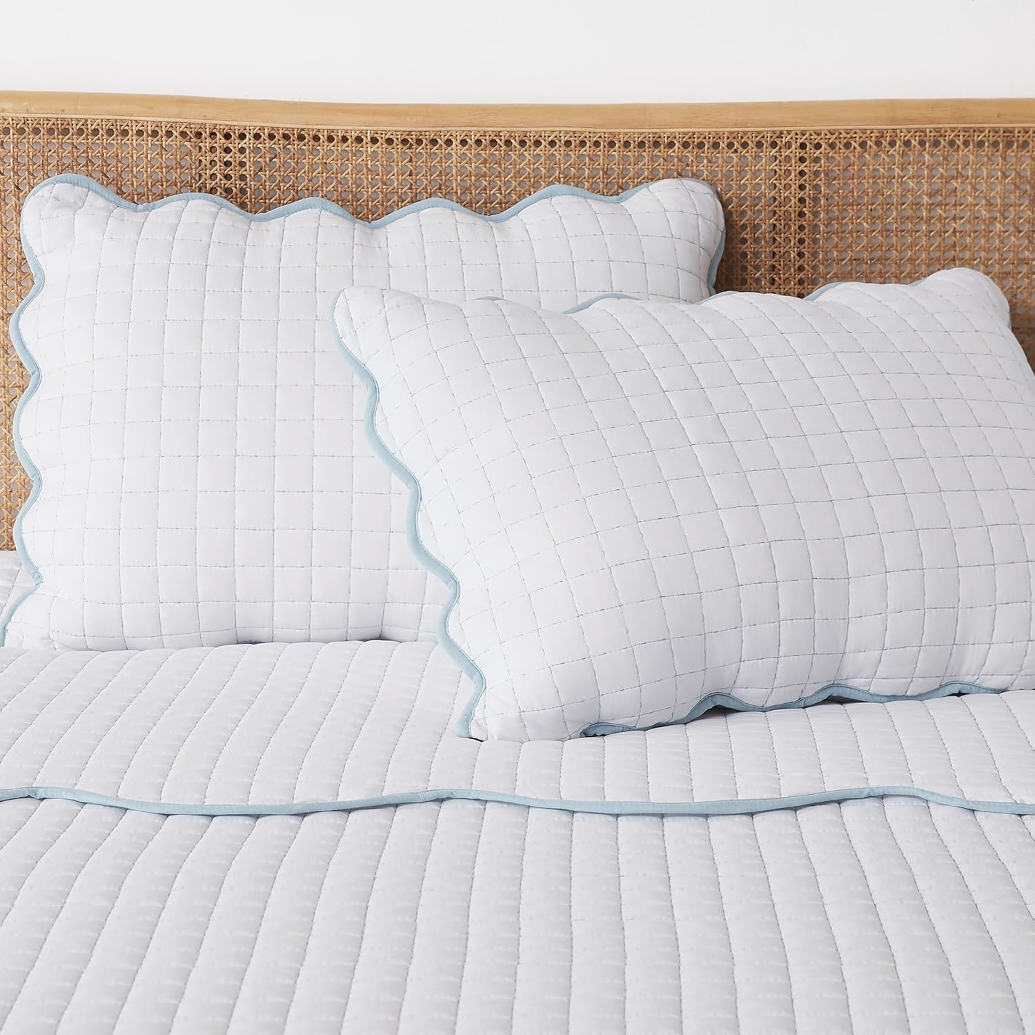 WDCOZY Blue Edge Cal King Quilt Bedding Set 1