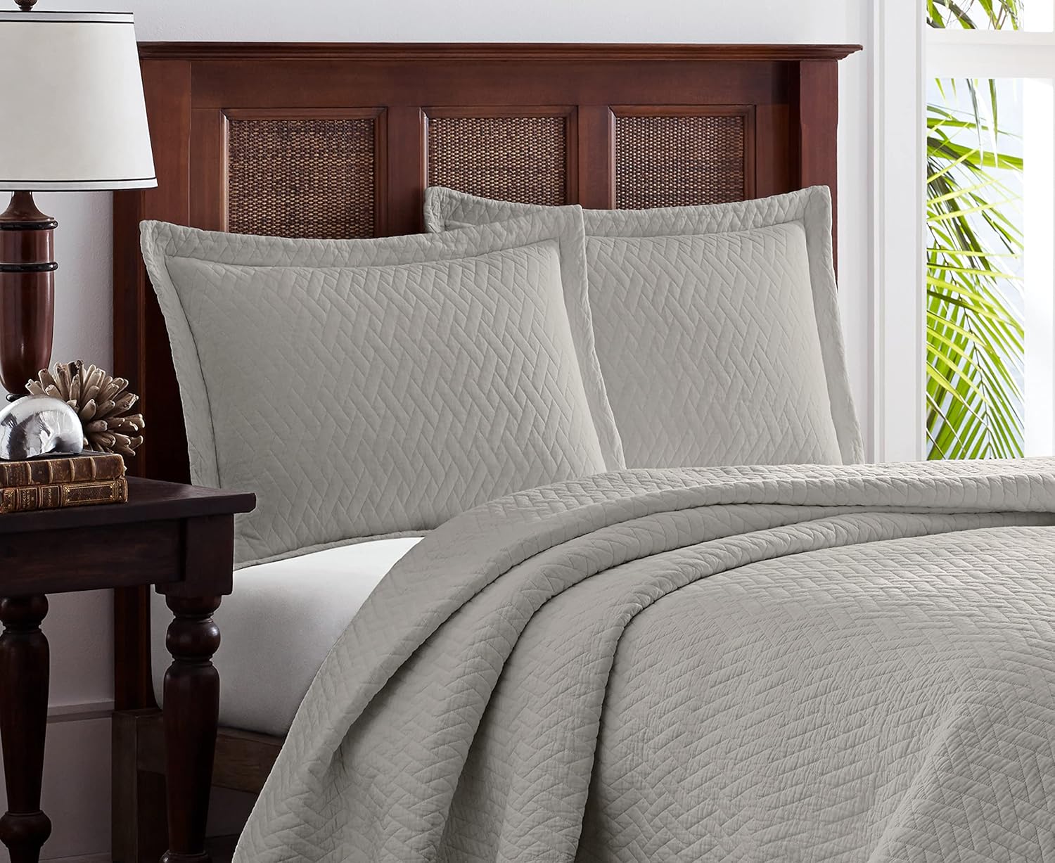 Tommy Bahama Queen Quilt Set Chevron Grey 1