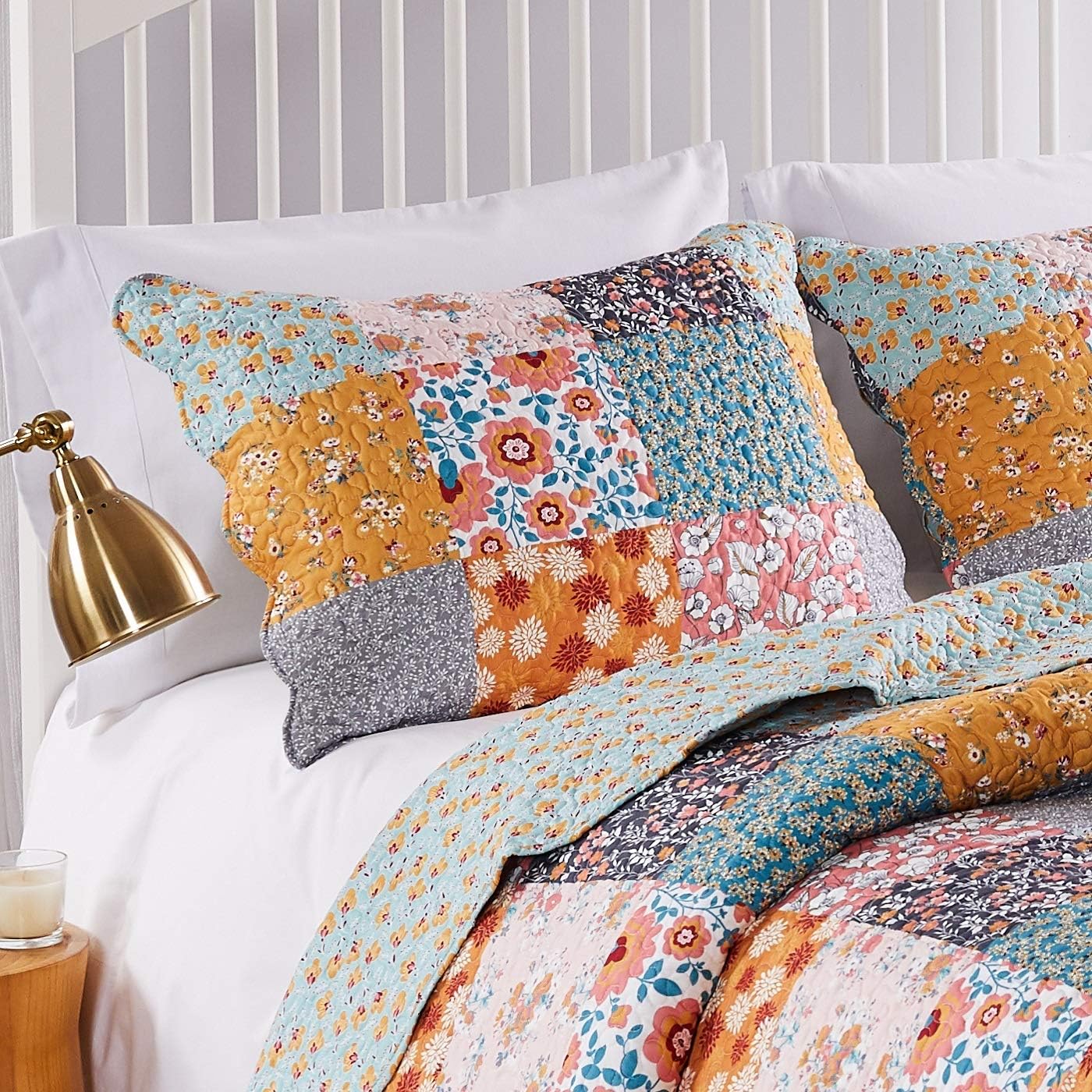 Greenland Home Carlie Modern Floral Reversible Quilt Set 3-Piece