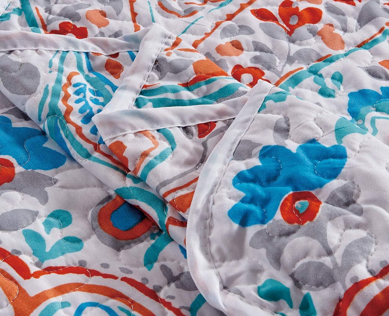 Masterplay Cal King Quilt Set 3-Piece Floral Design