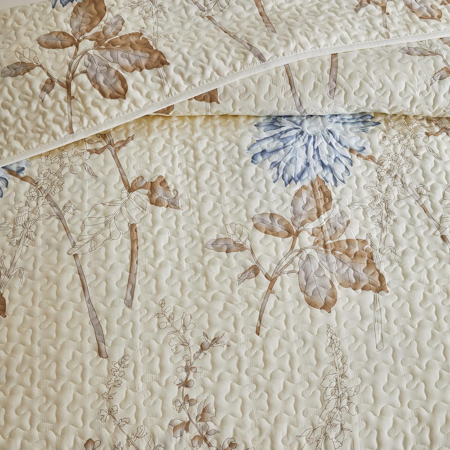 Joyreap 3-Piece Microfiber Quilt Set with Reversible Flower Design