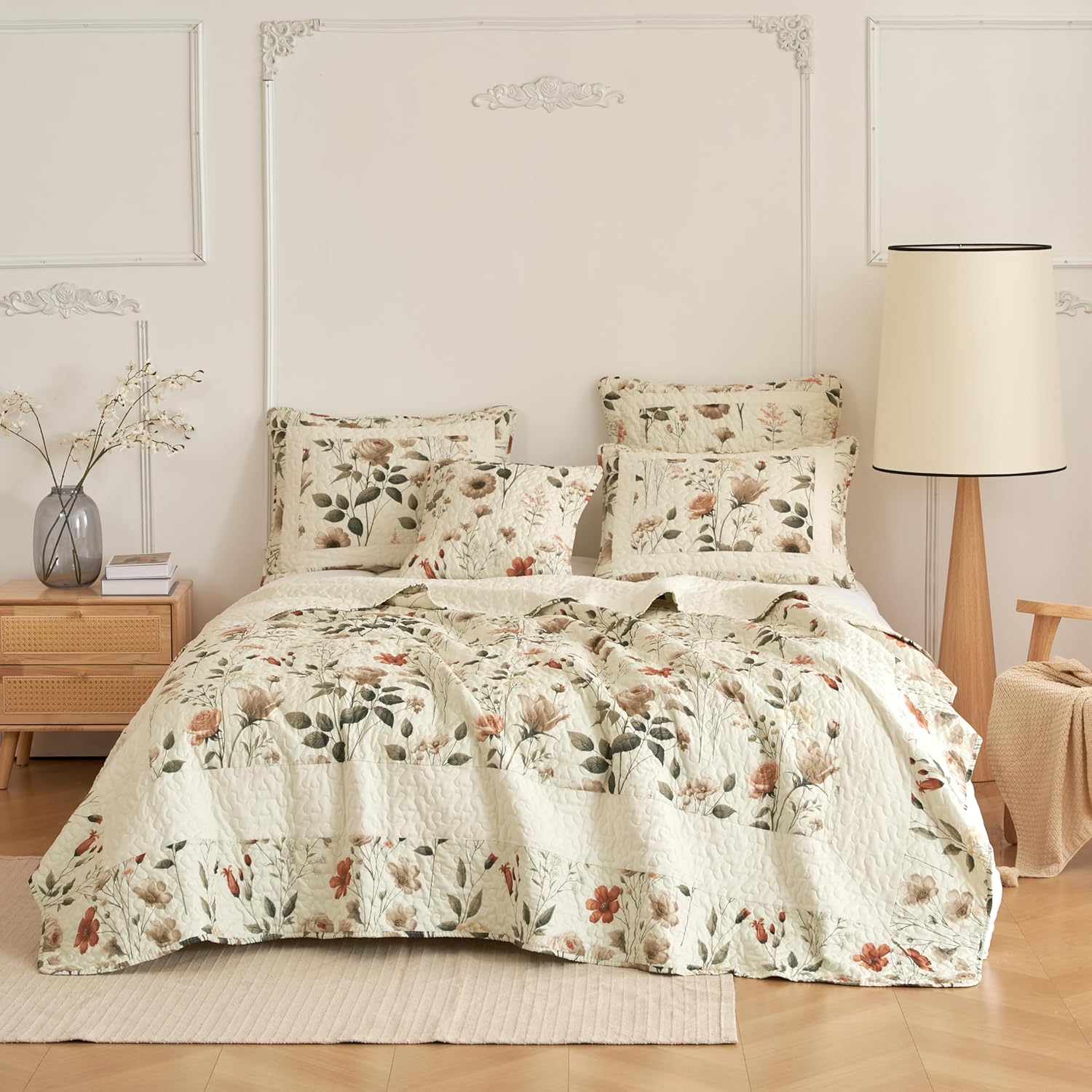 DaDalogy Enchanted Meadow Quilt Set - California King 1