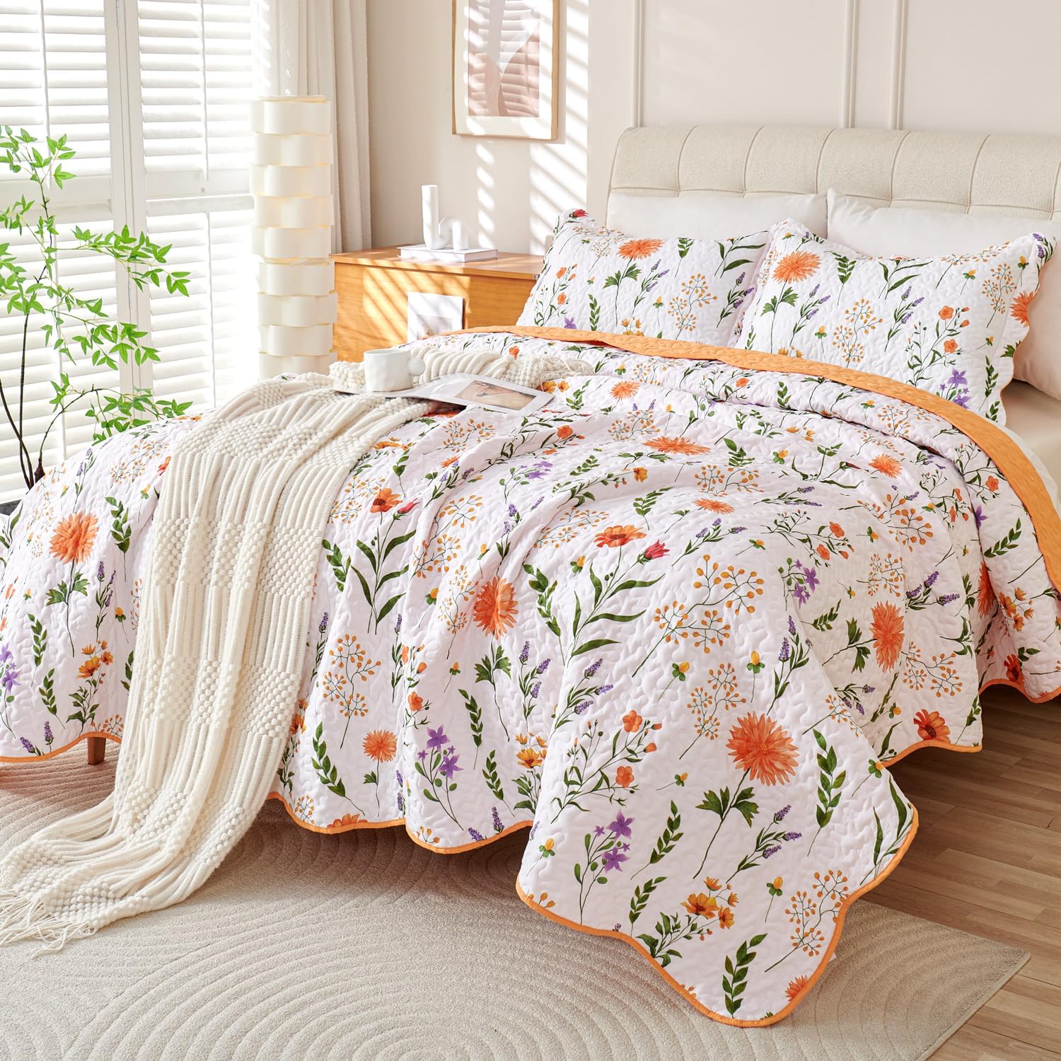 EVENHUG Queen Floral Quilt Set 3 Piece Reversible Bedding