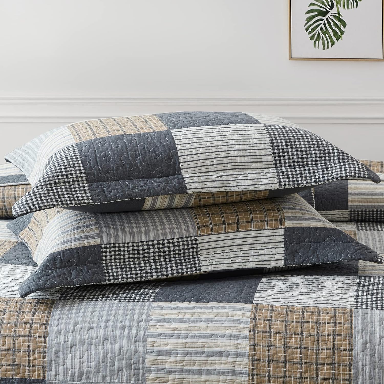 Pangushan Queen Size Patchwork Plaid Quilt Set