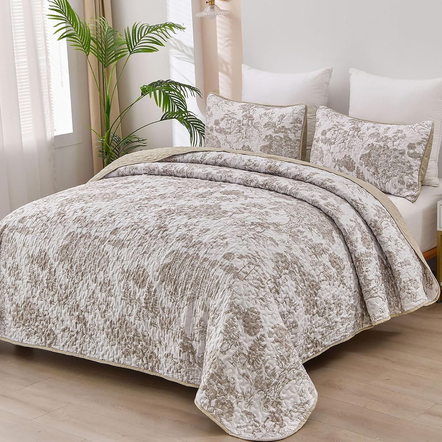 WONGS BEDDING Botanical Reversible Quilt Set Full Size