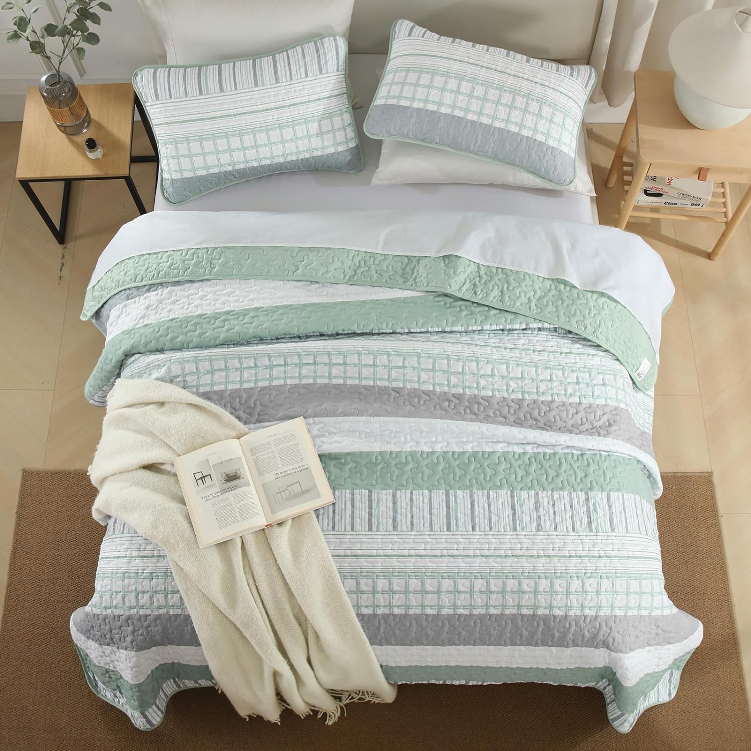 DJY Striped Quilt Set King Size