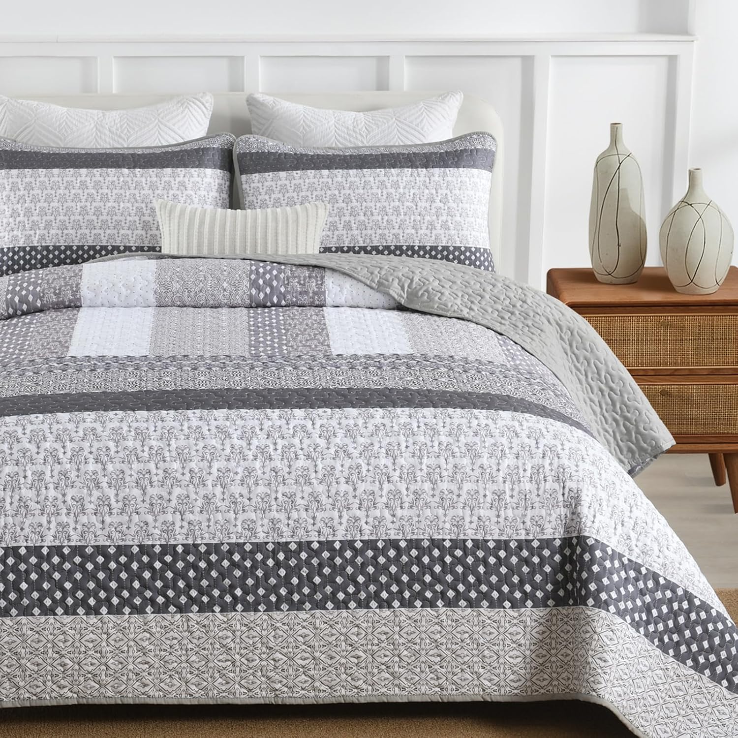 WONGS BEDDING Grey Boho Queen Quilt Set 3 pcs