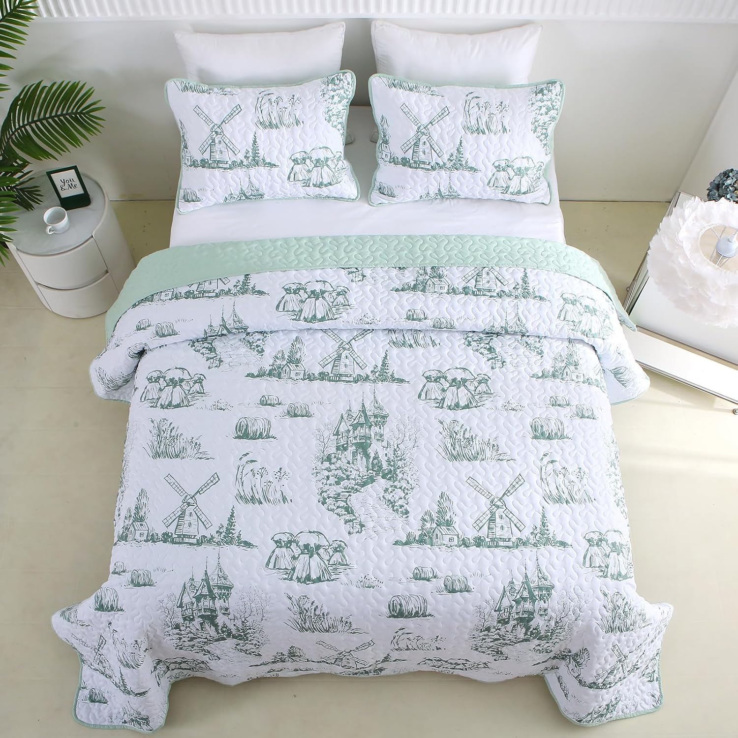 Sage Green Botanical Quilt Set King Size 3 Piece
