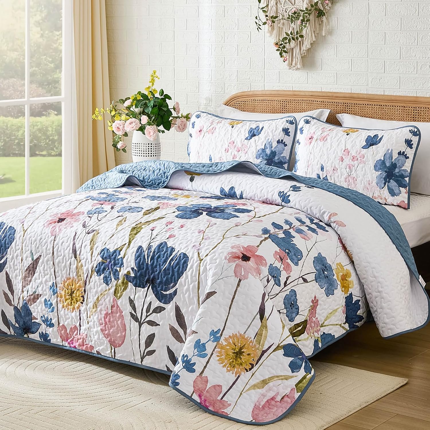 Anibedding Dark Blue Floral Quilt Set King