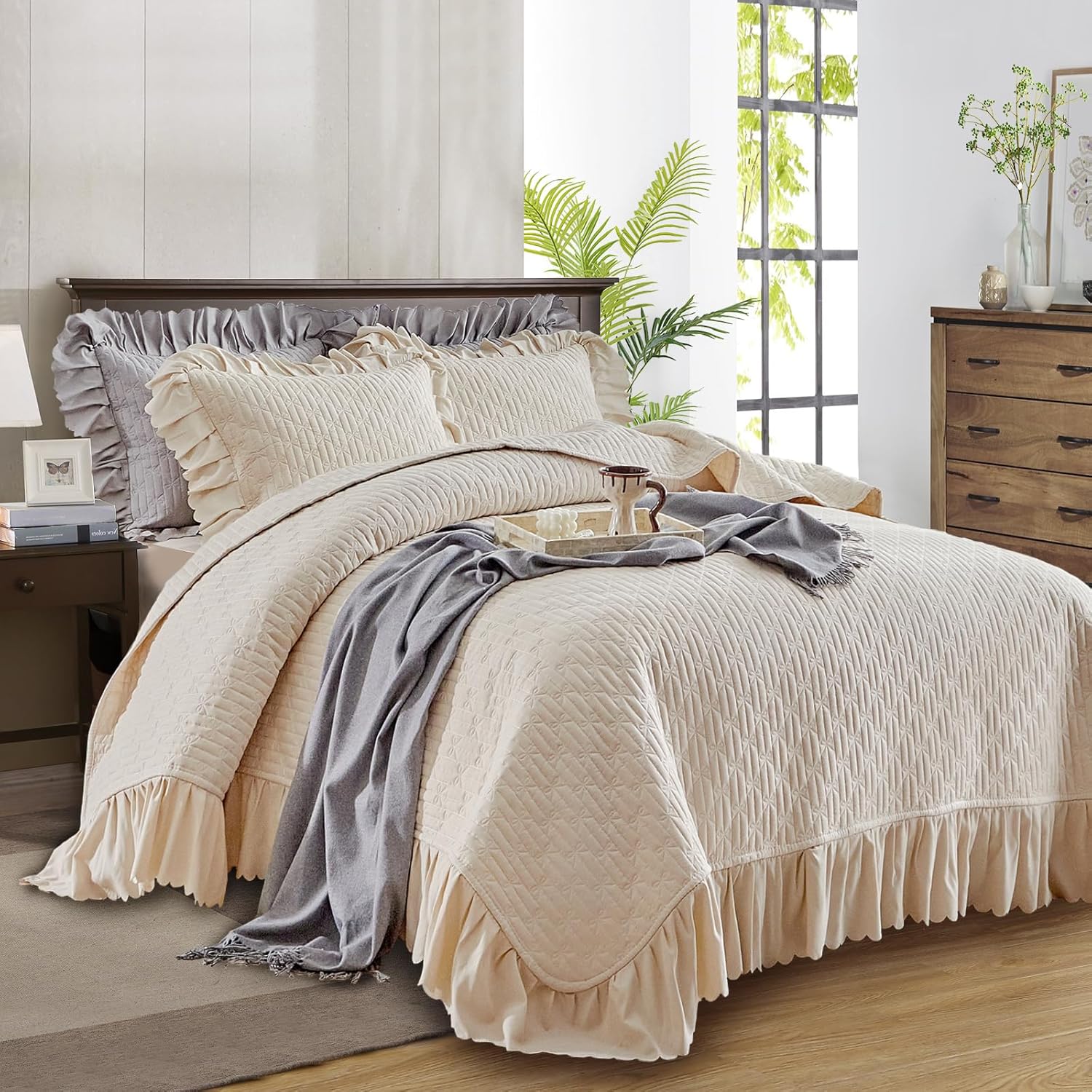 Ruffled Quilt Bedding Set California King 3PC Shabby Chic