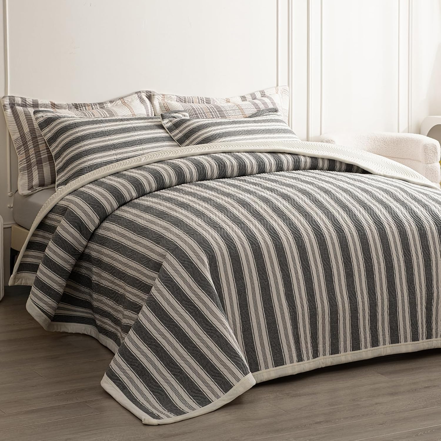Cotton Striped Quilt Set 3 Piece King Size Reversible