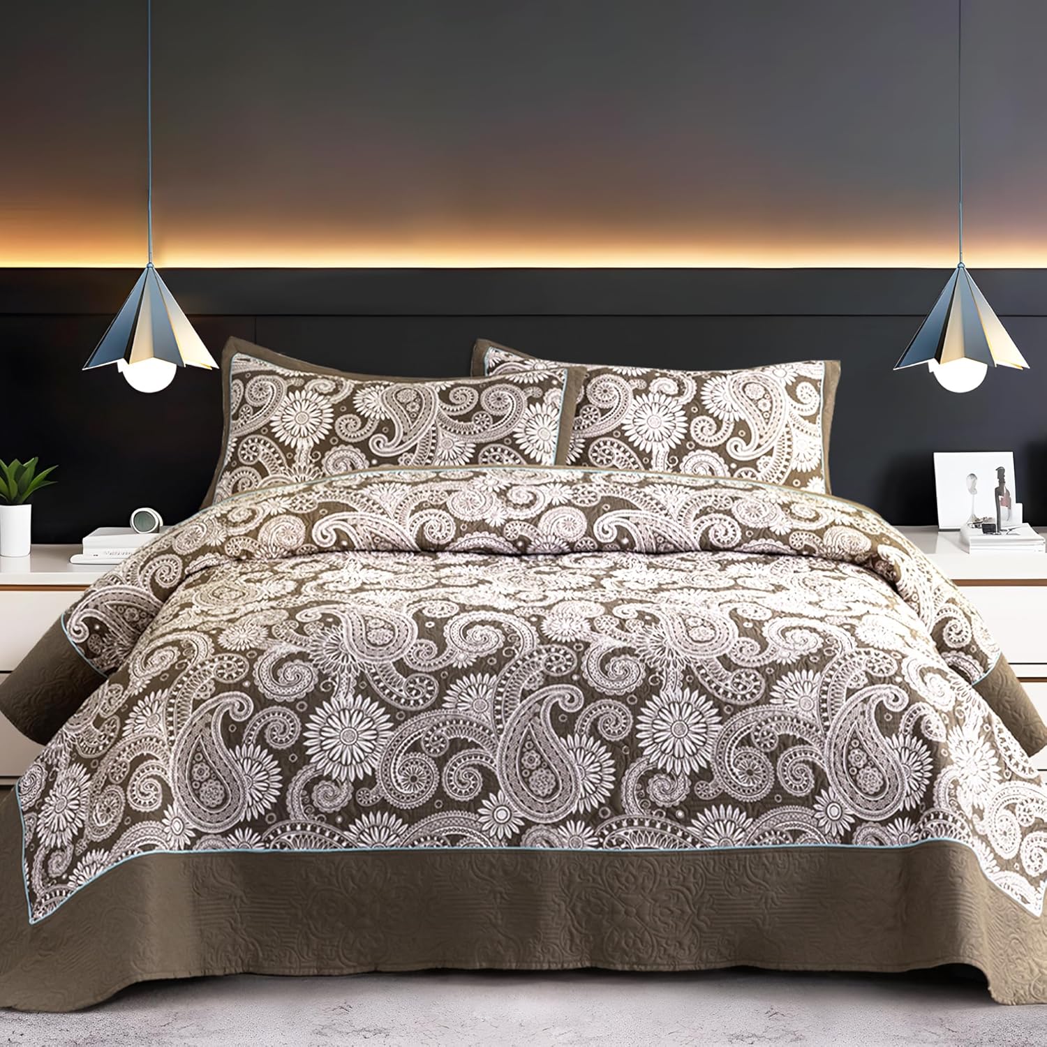 Sophia William Khaki Patchwork Quilt Set
