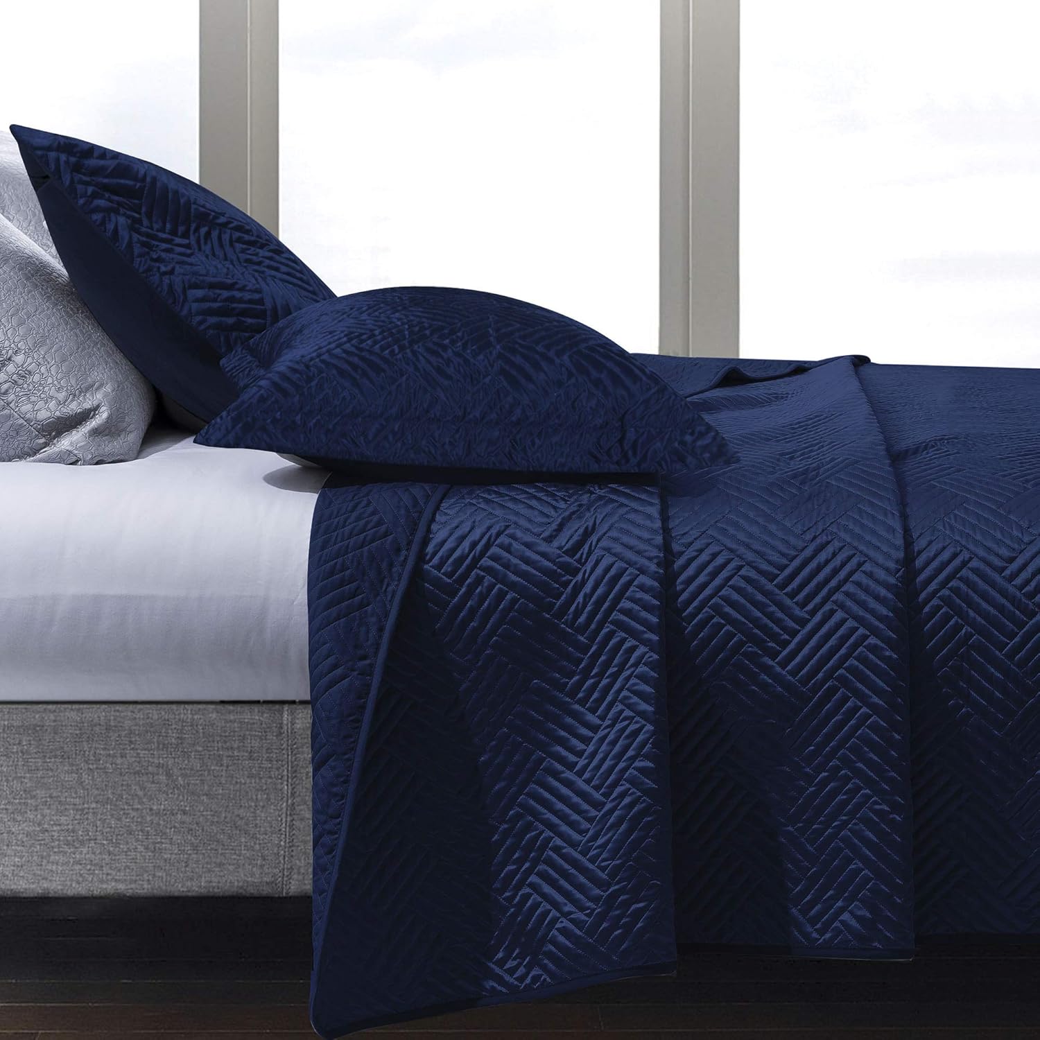 NTBAY King Silk Satin Quilt Set Navy Blue