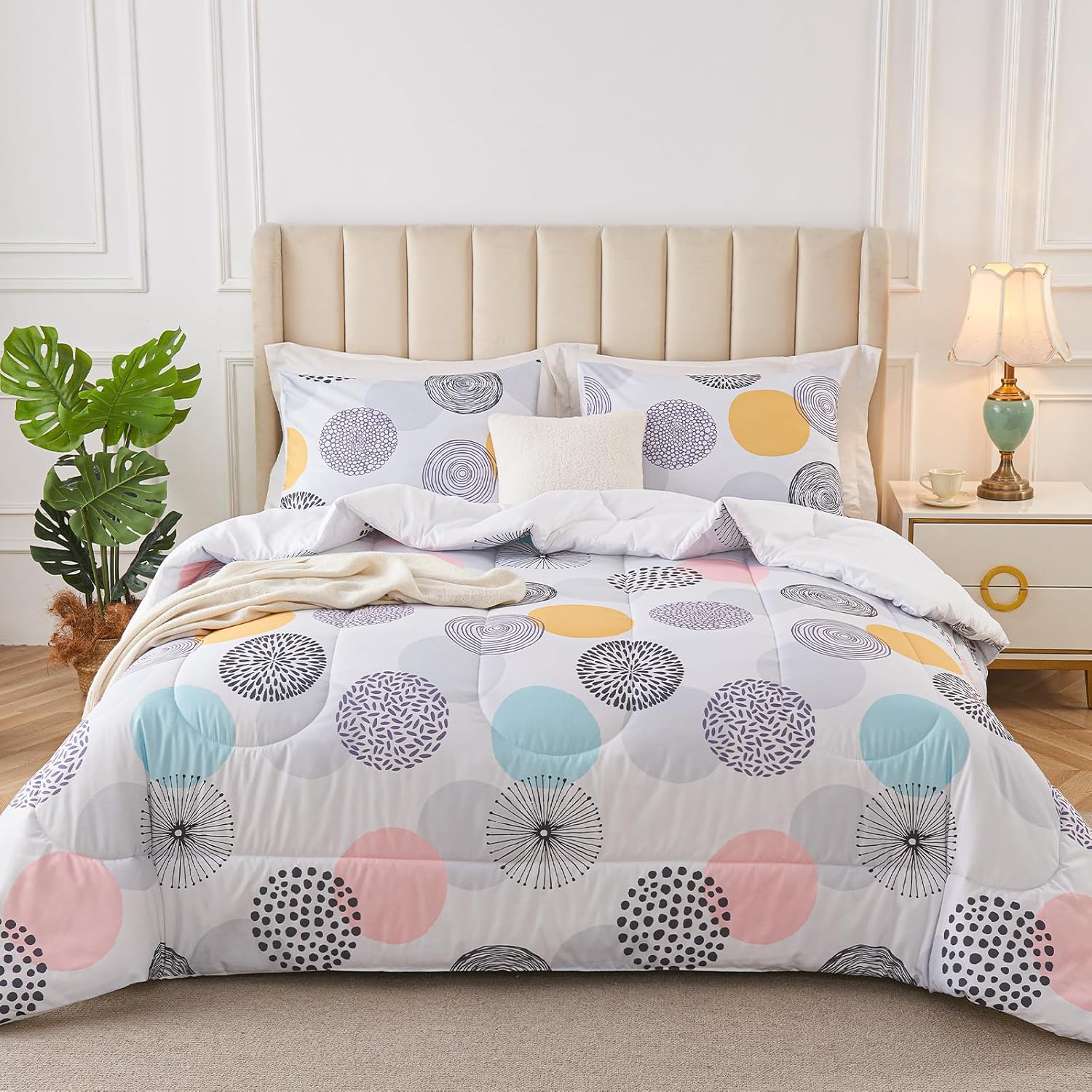 Crossvast 3 Piece Comforter Set with Pillow Cases