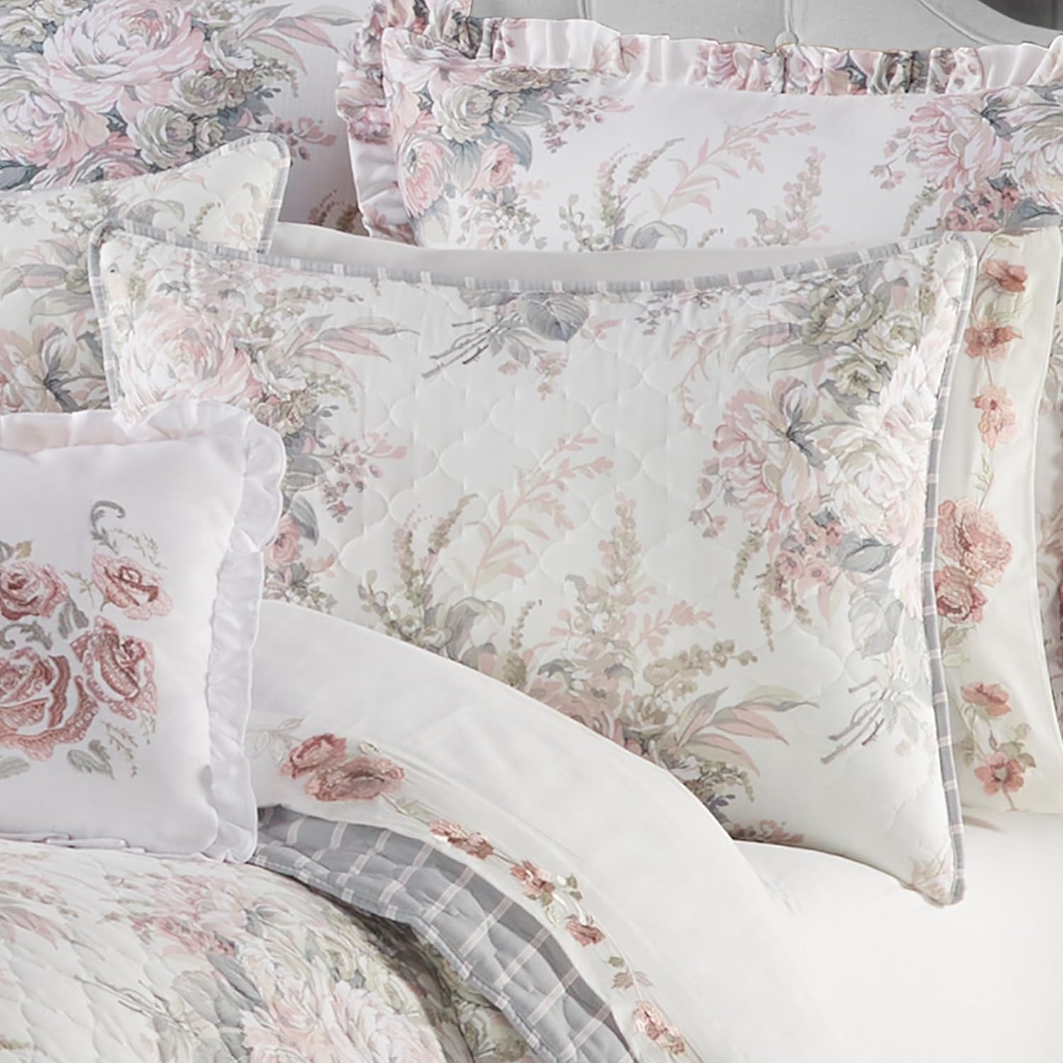 Royal Court Estelle Five Queen Cal King Quilt Set Blush 104X90