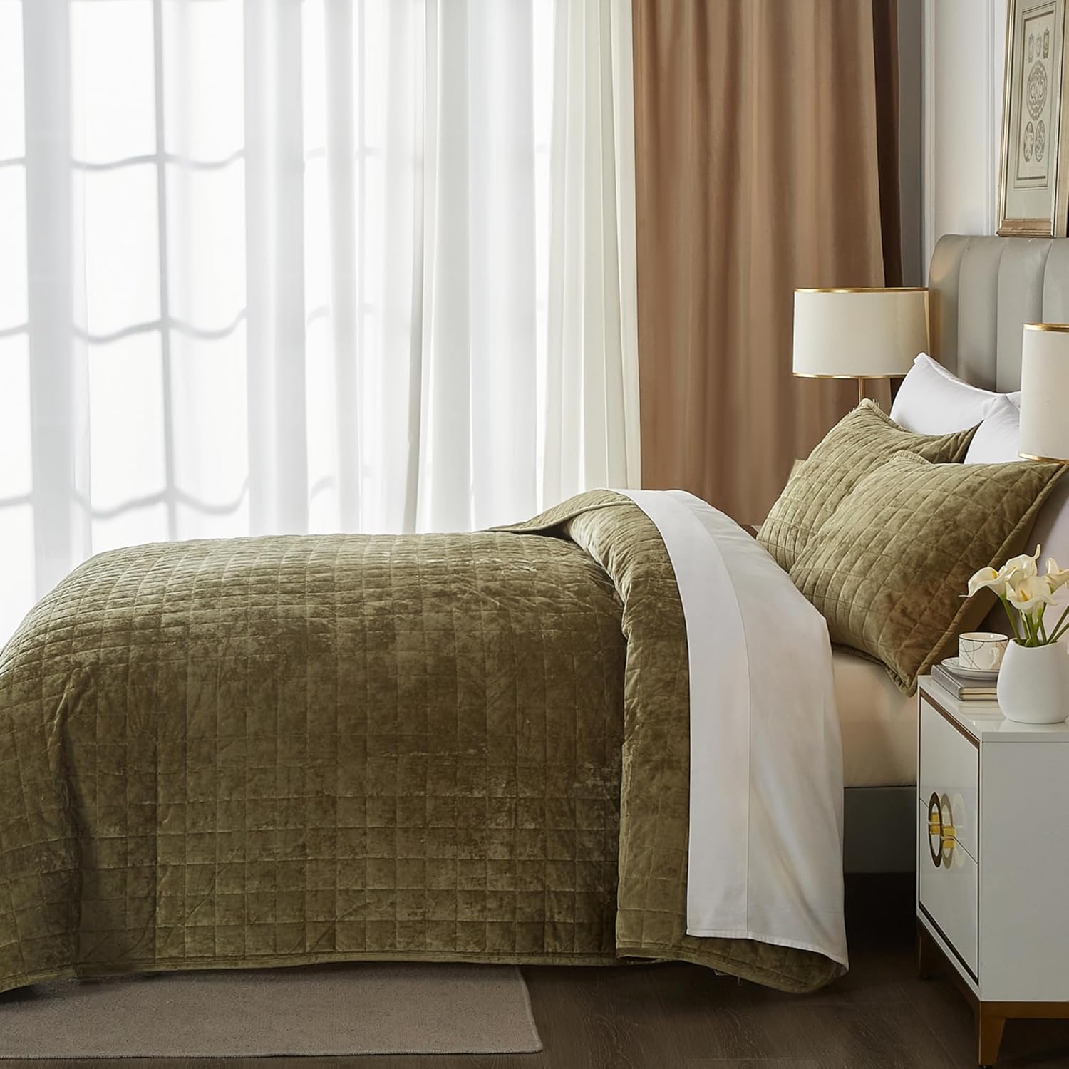 Eazlyin Velvet Quilt Set King Size 104x90 Green 1