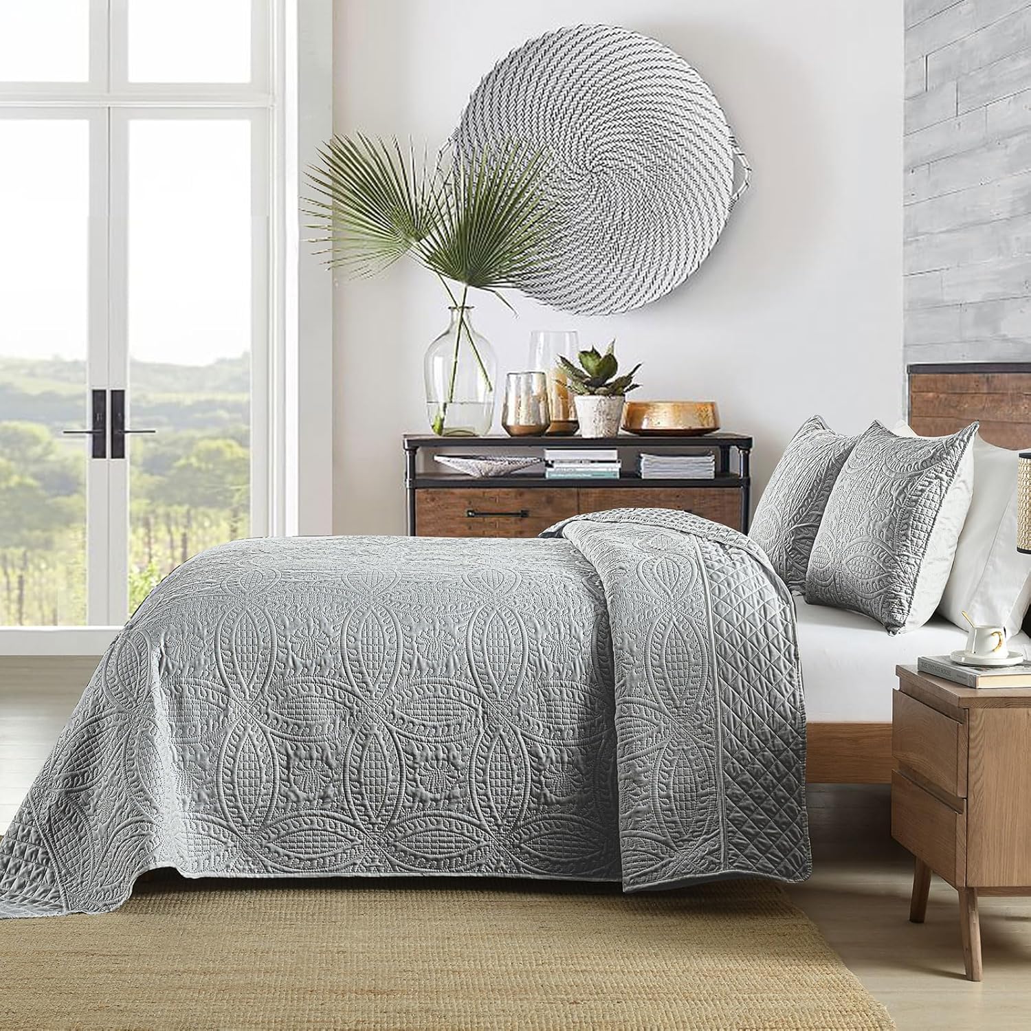 Boryard 3-Piece California King Quilt Set with Pillow Shams Grey