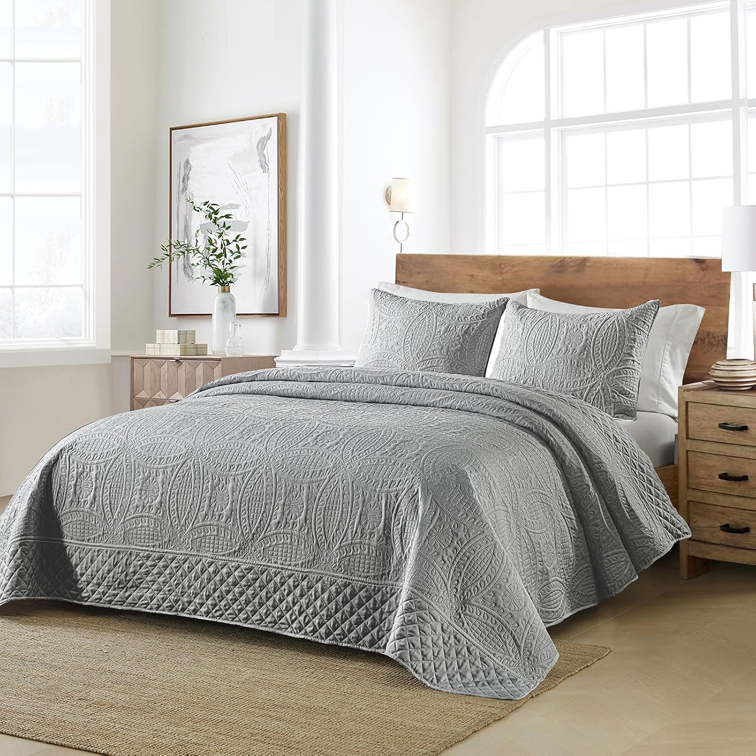 Boryard 3-Piece California King Quilt Set with Pillow Shams Grey