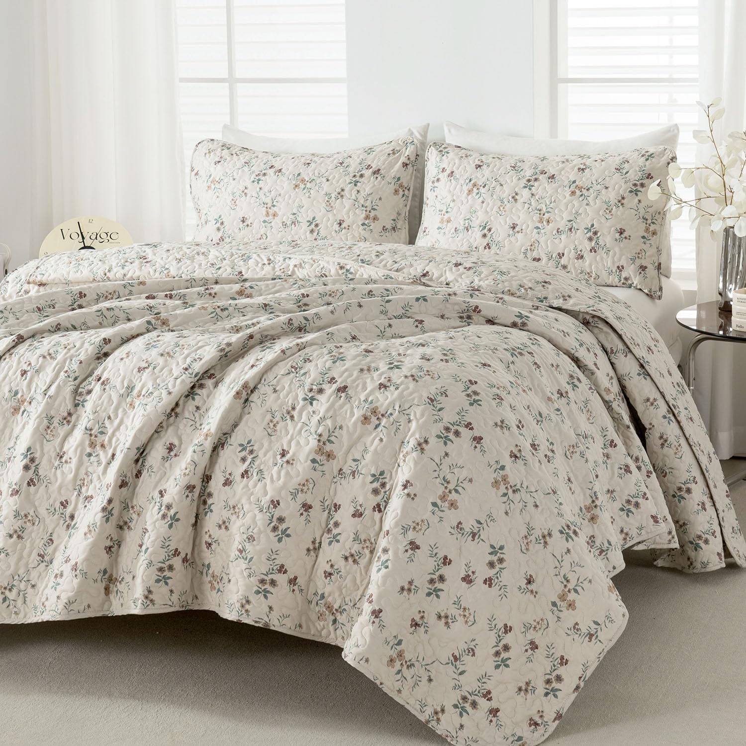 TISPLR Floral Queen Size 3 Piece Bedspread Set