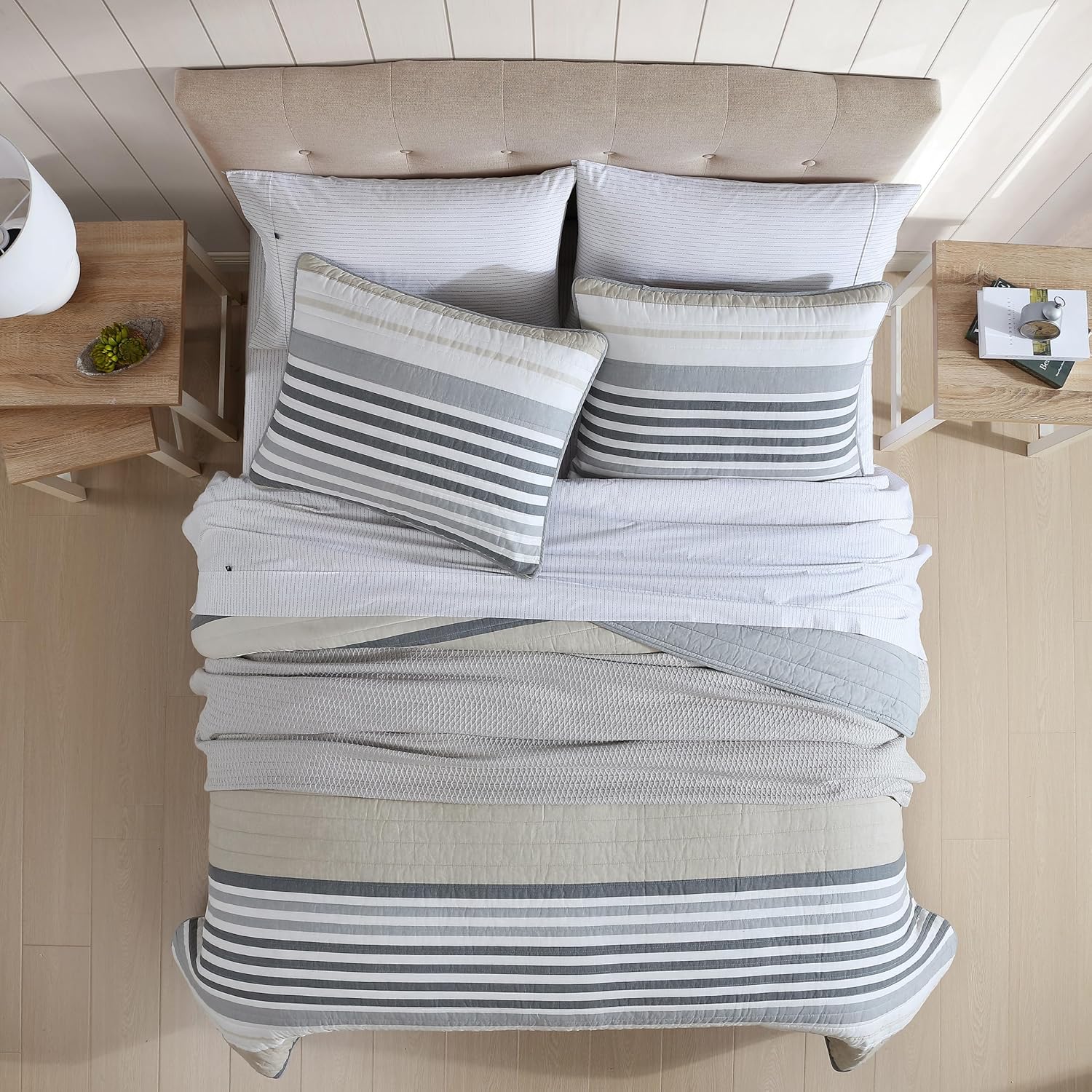 Nautica Queen Quilt Set in Dover Beige