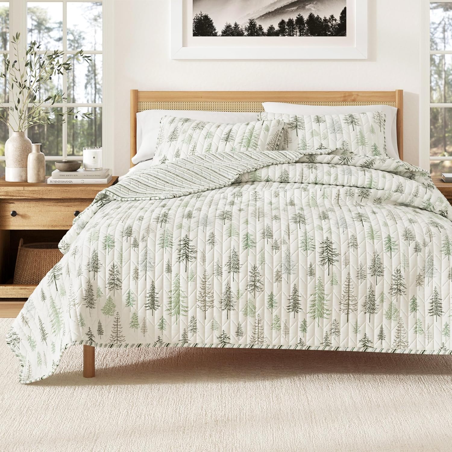 Great Bay Home 2-Piece Reversible Forest Cabin Bedspread Set