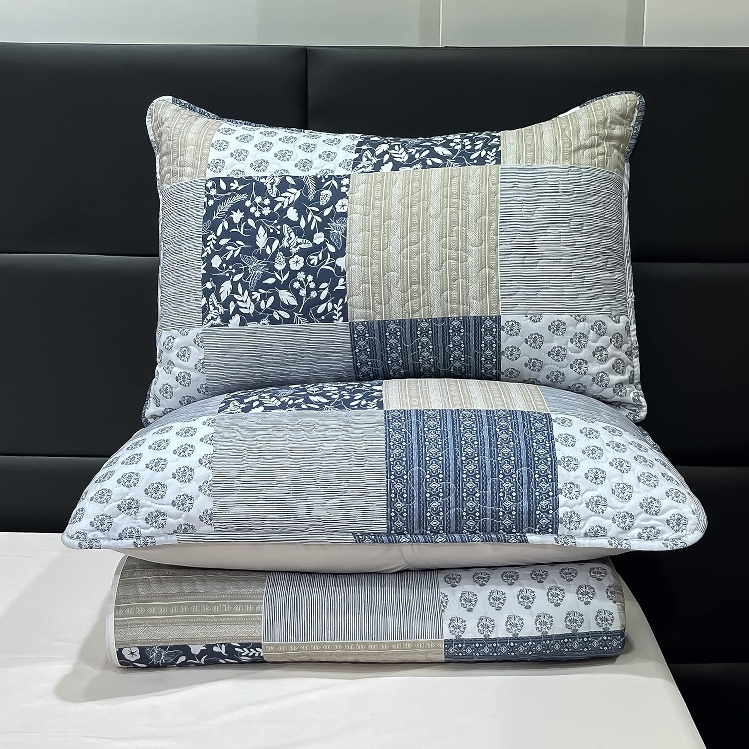 VIVILINEN Queen Size Reversible Quilt Set