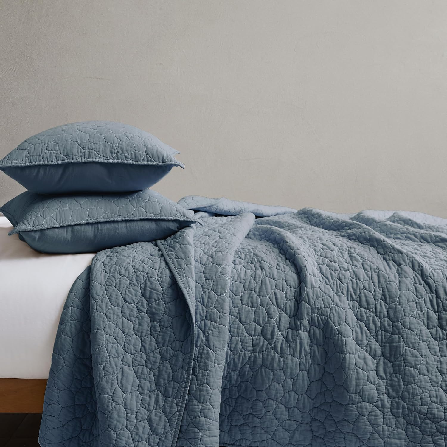 RSHARE 100 Cotton Cal King Quilt Set Blue Grey 1