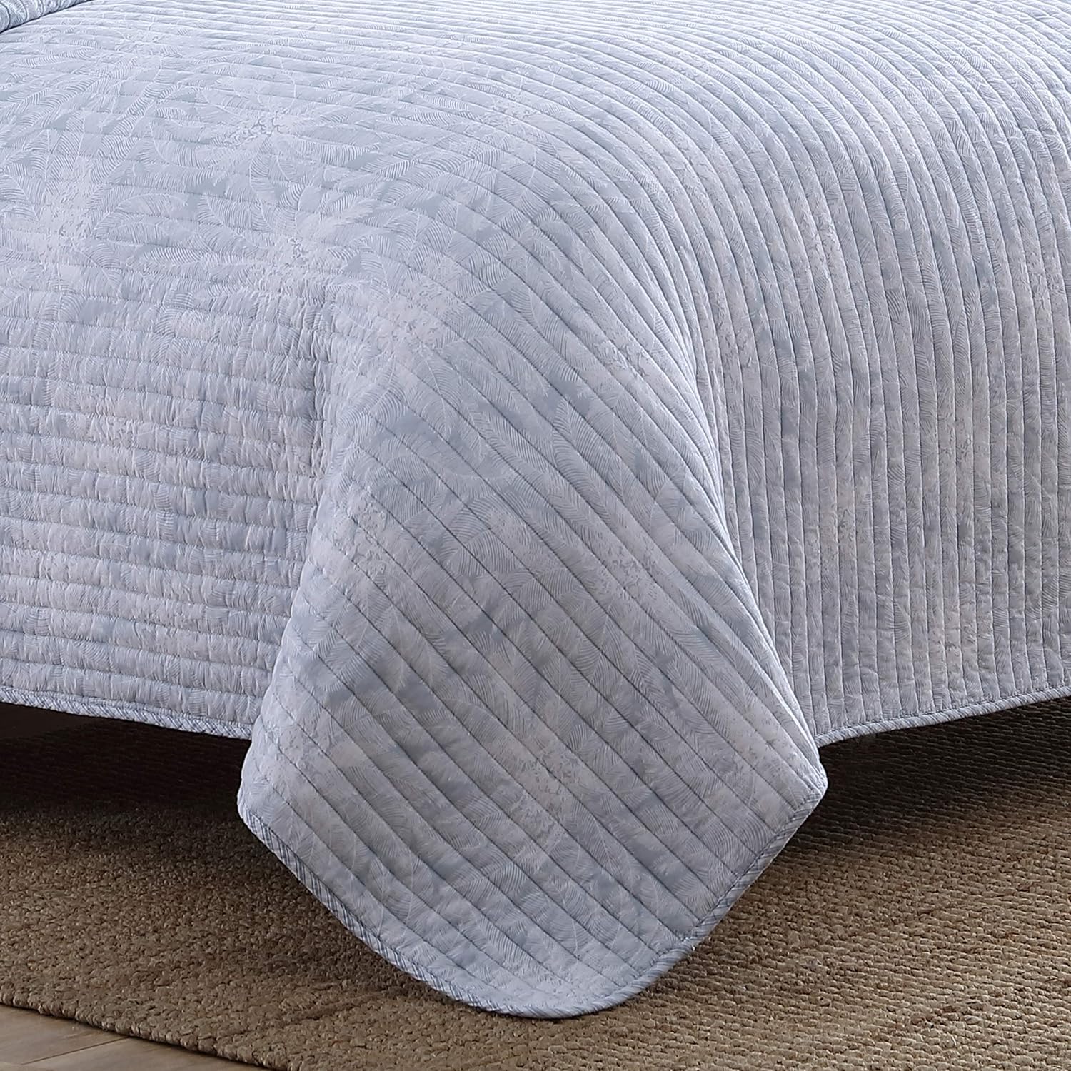 Tommy Bahama Queen Quilt Set with Shams 1