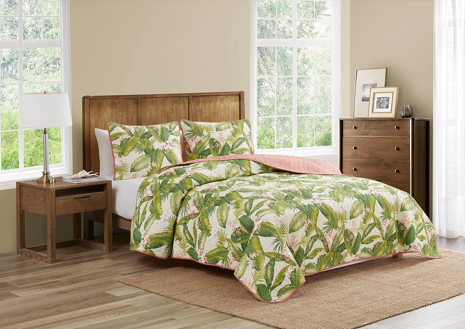 Tommy Bahama Queen Quilt Set - Reversible Cotton Bedding with Shams