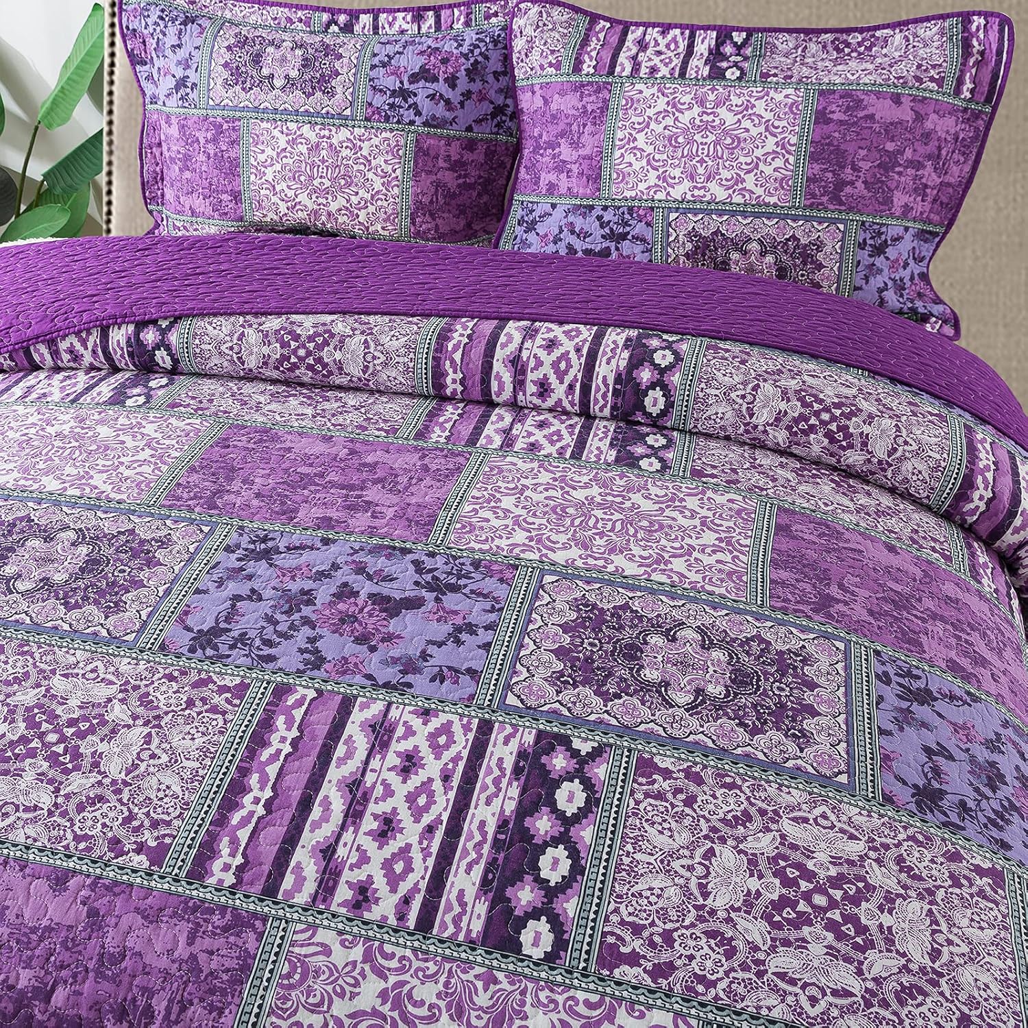 NEWLAKE Reversible Patchwork Quilt Set Purple Bohemian King Size