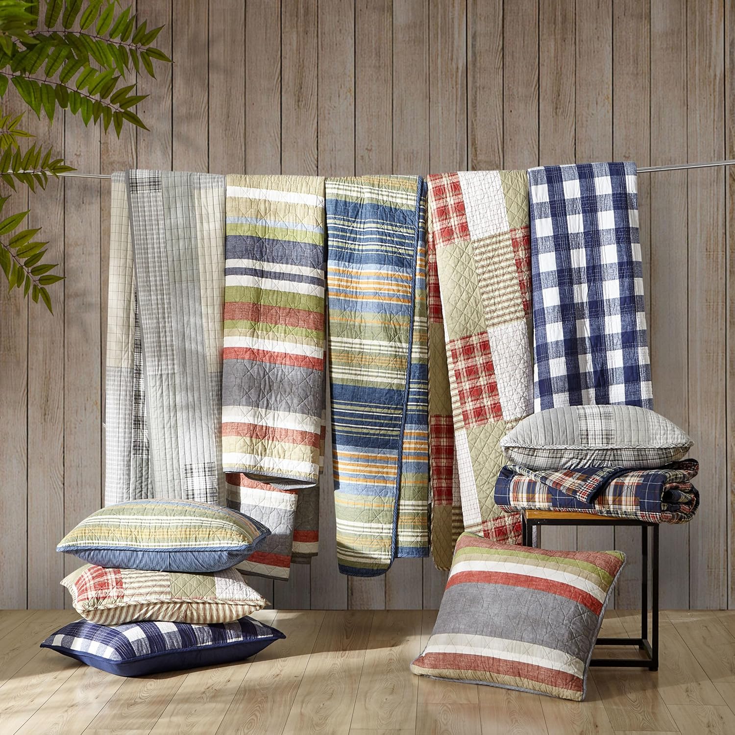 Eddie Bauer Queen Quilt Set in Camano Island Red