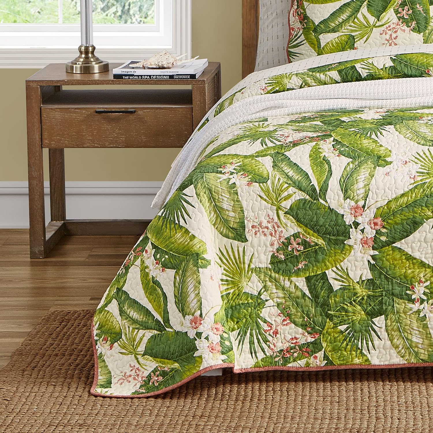 Tommy Bahama Queen Quilt Set - Reversible Cotton Bedding with Shams