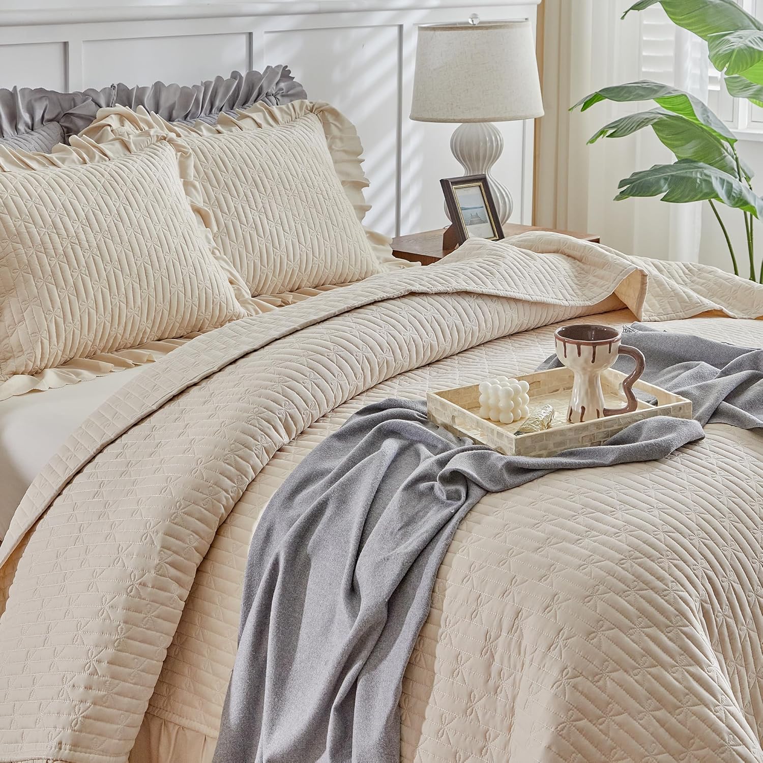 Ruffled Quilt Bedding Set California King 3PC Shabby Chic
