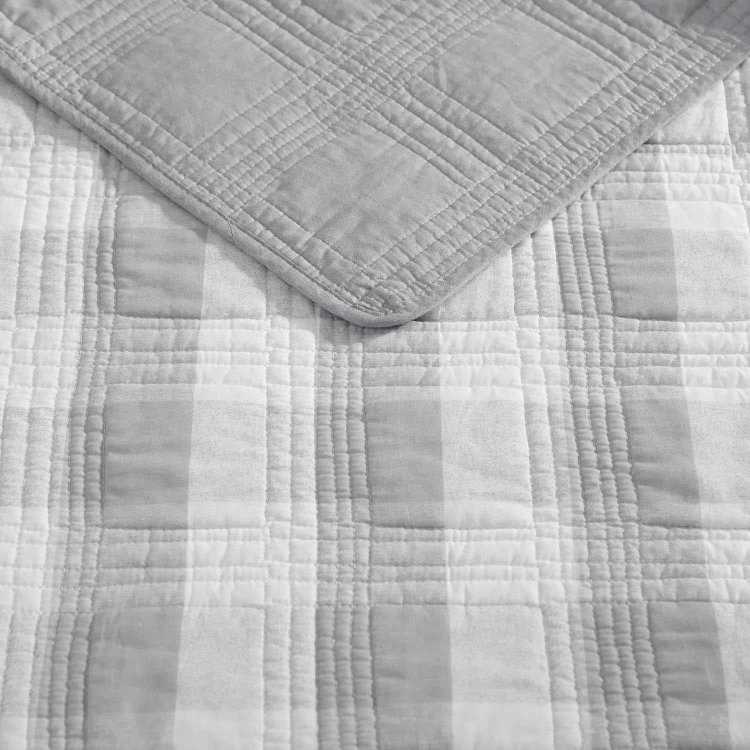Eddie Bauer Queen Quilt Set - Cotton Reversible with Matching Shams