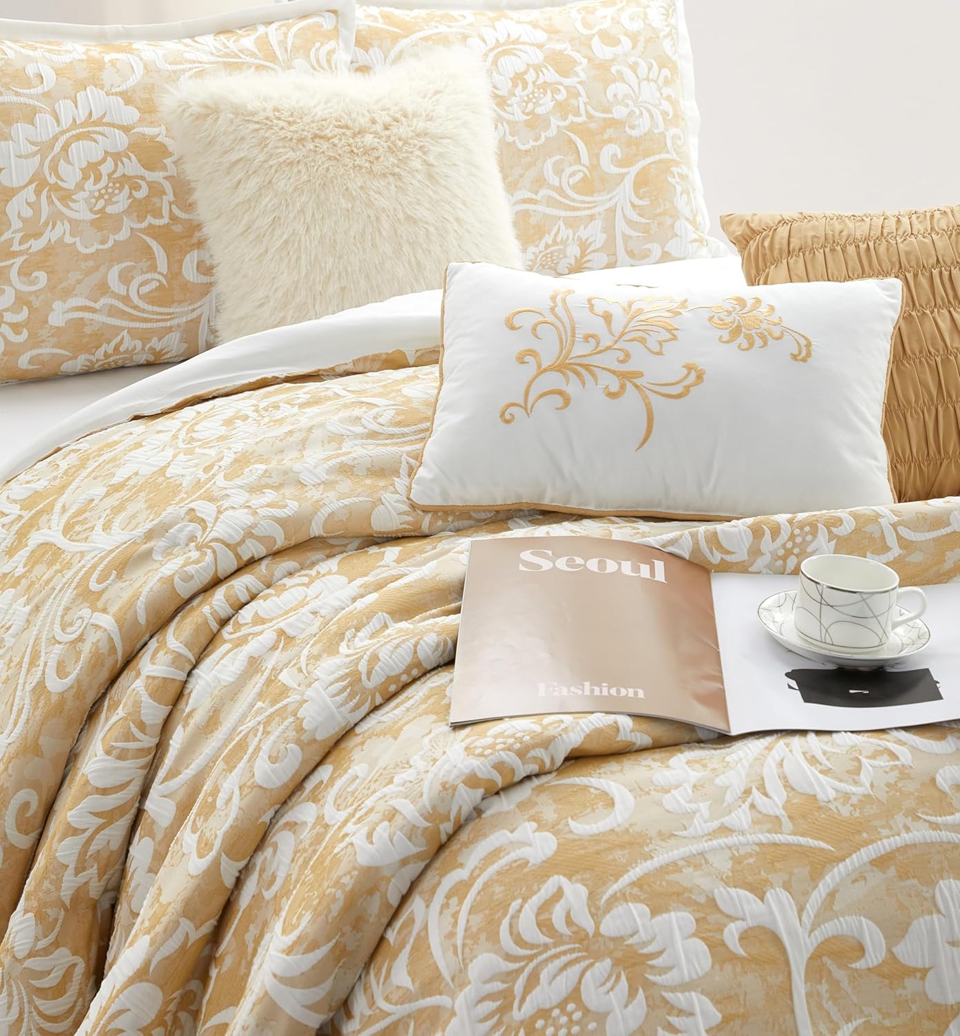 Stratford Park Yellow Floral Comforter Set California King