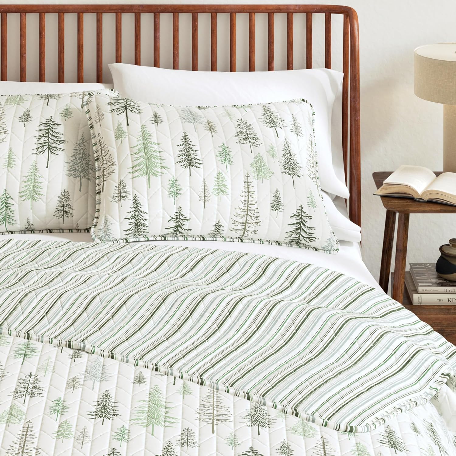 Great Bay Home 2-Piece Reversible Forest Cabin Bedspread Set