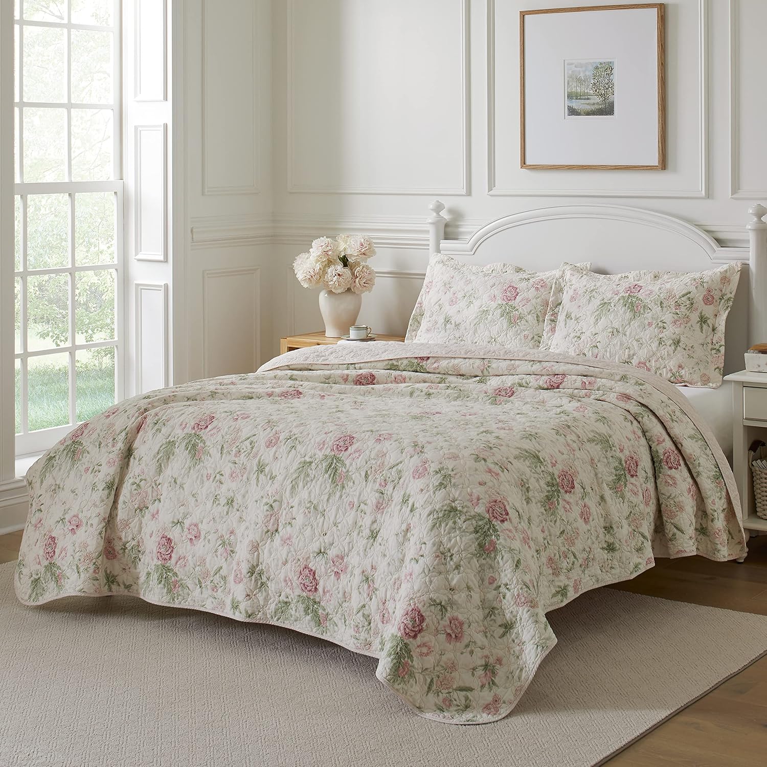 Laura Ashley Queen Quilt Set - Reversible Cotton Bedding with Shams