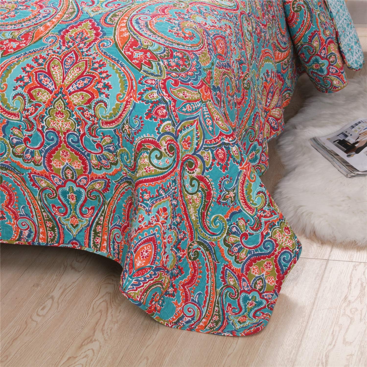 Floral Boho Quilt Comforter Set Queen 3 Piece