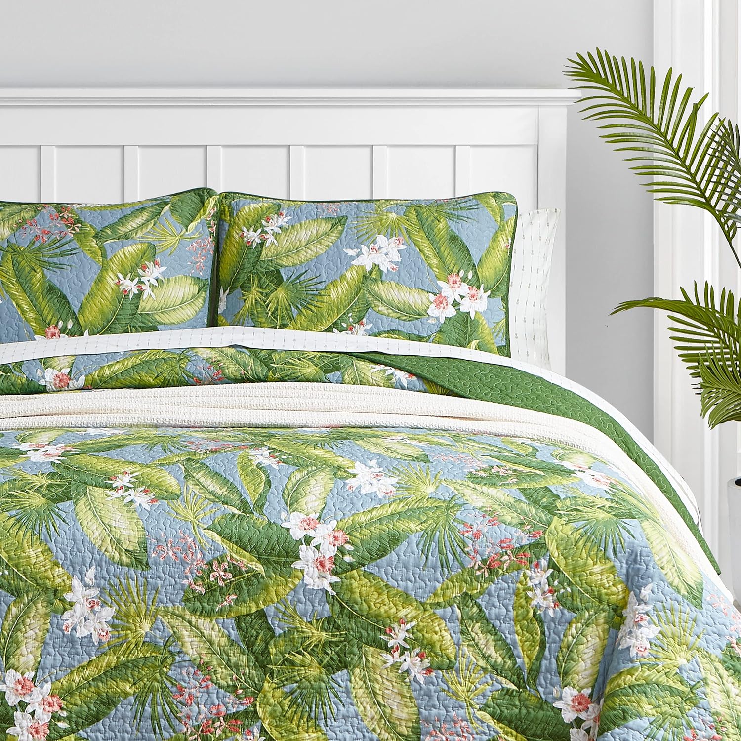 Tommy Bahama King Quilt Set with Shams Reversible Cotton Bedding 1