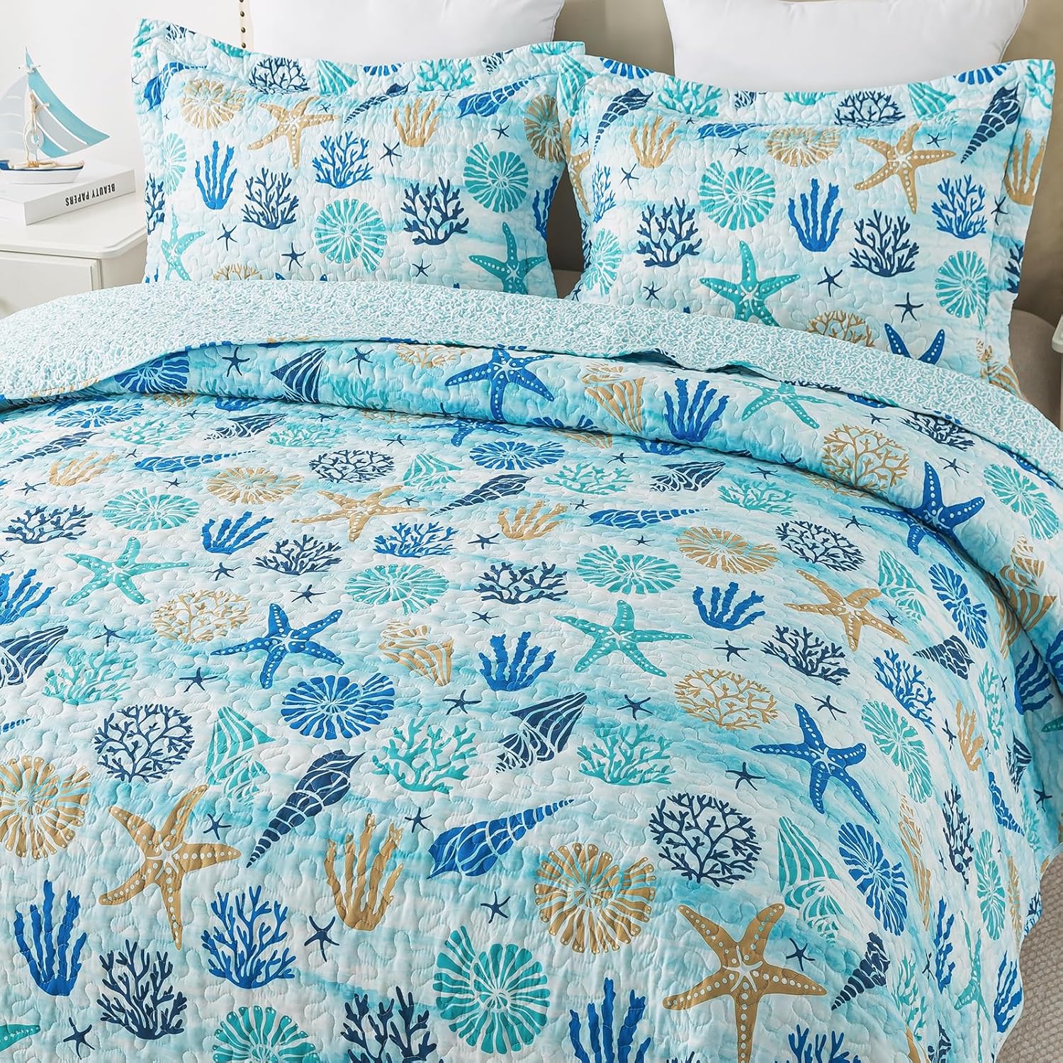 Travan Coastal Quilt Queen Size Set 1