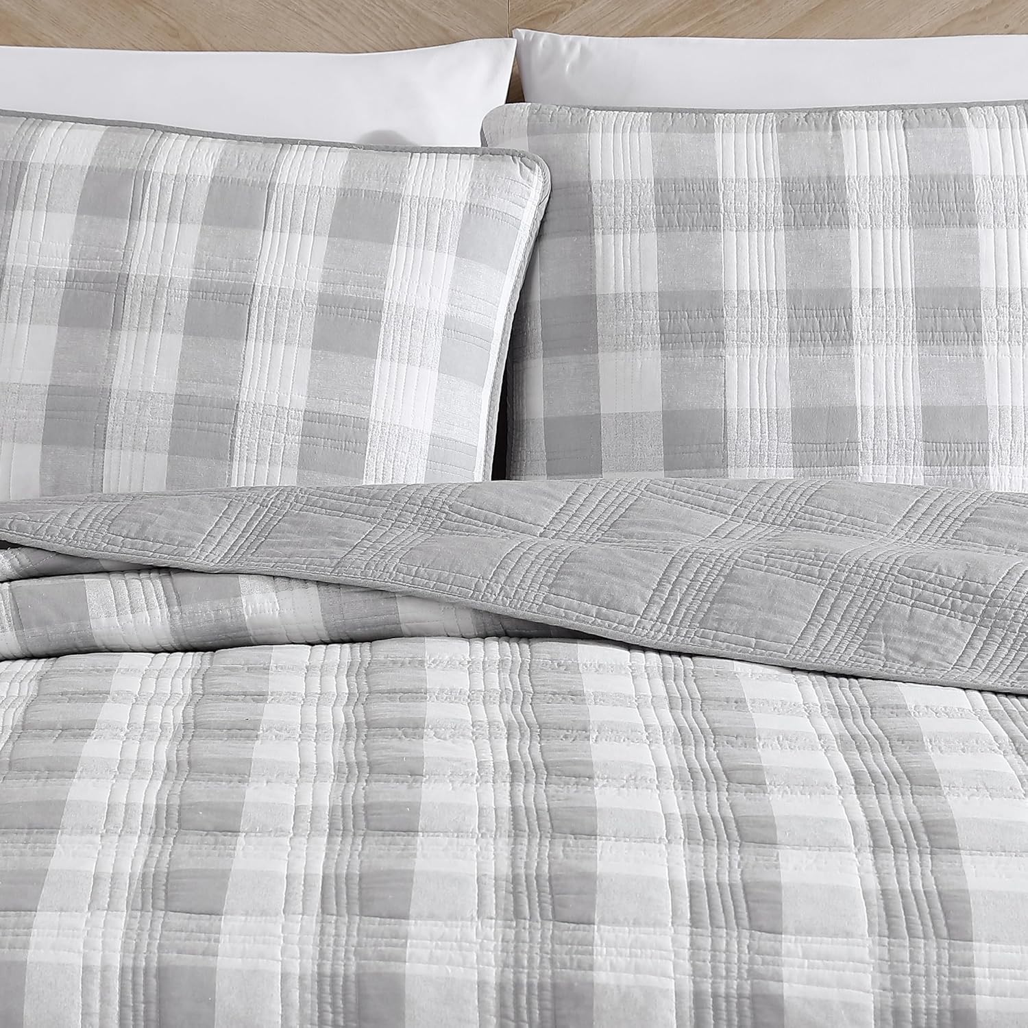 Eddie Bauer Queen Quilt Set - Cotton Reversible with Matching Shams