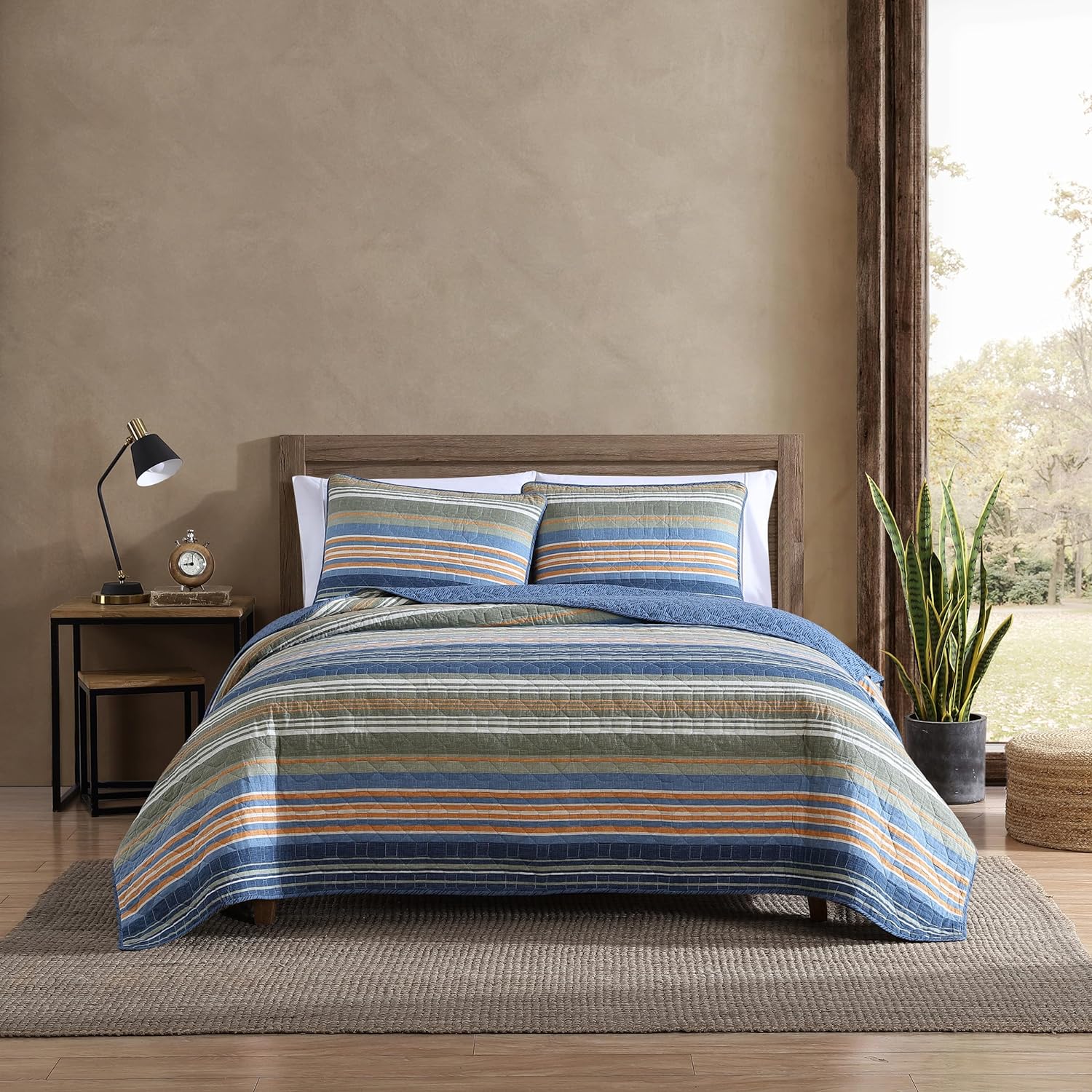 Eddie Bauer Queen Quilt Set - Reversible Cotton Bedding with Matching Shams