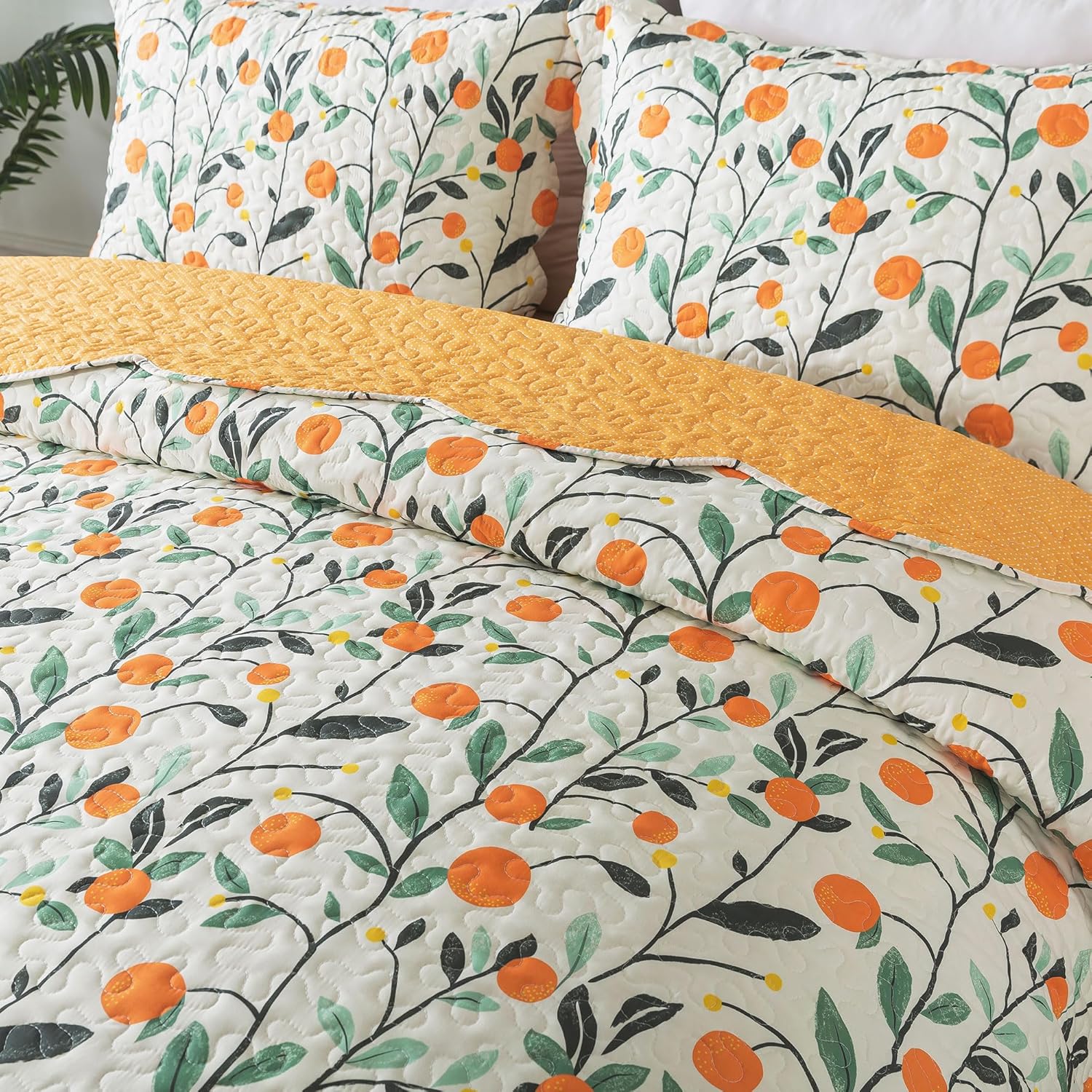 HoneiLife Floral Quilt Set King Size 3-Piece