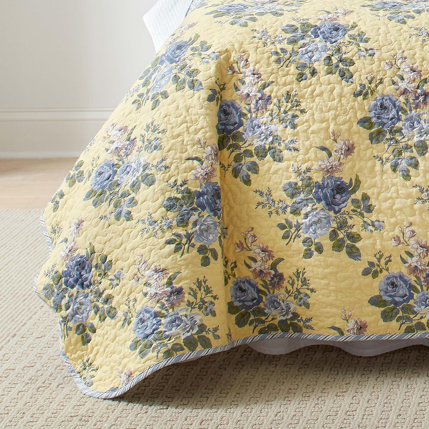 Laura Ashley Queen Quilt Set with Shams Linley Yellow