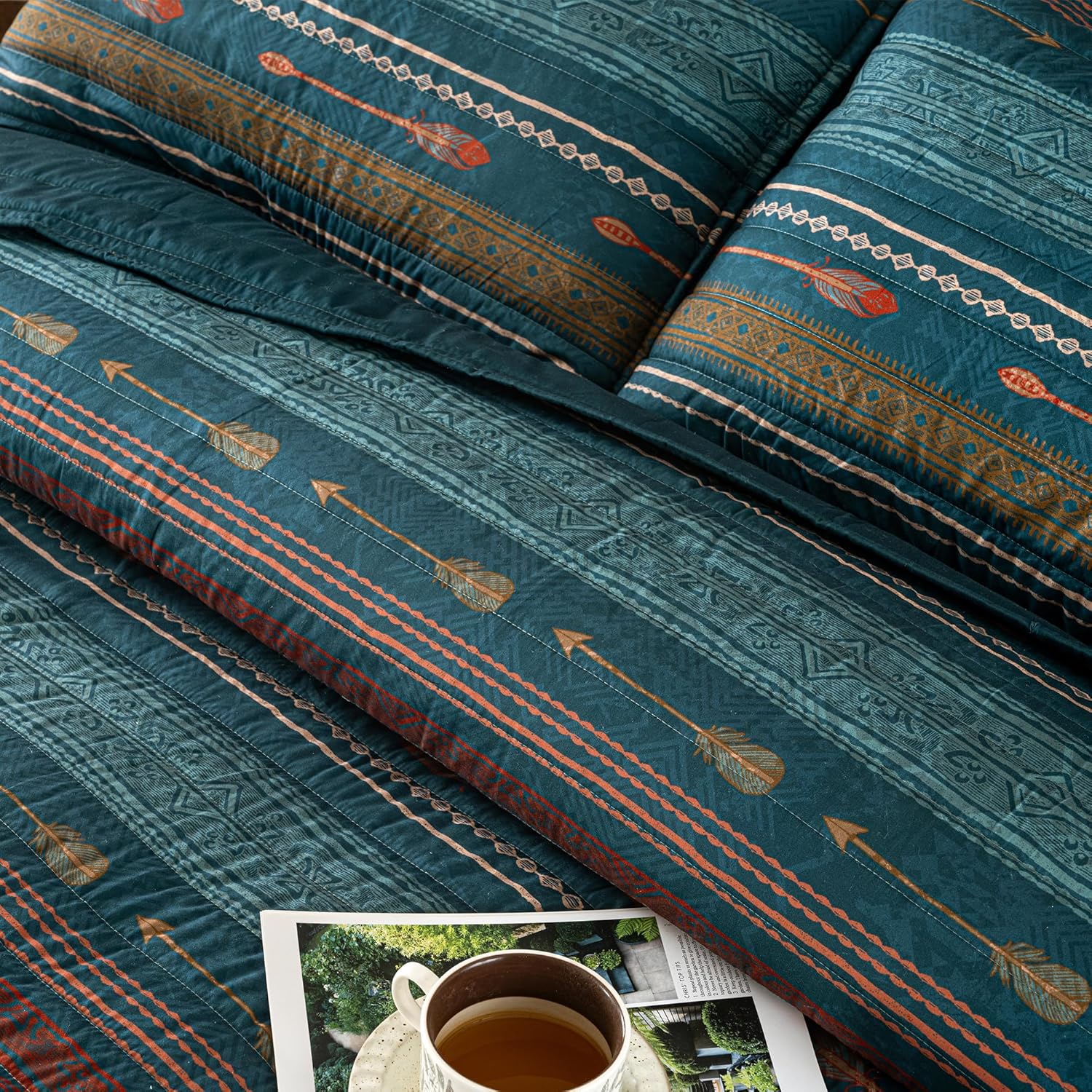 LIRISDOM Bohemian Quilt Set Queen Size 3 Piece 1