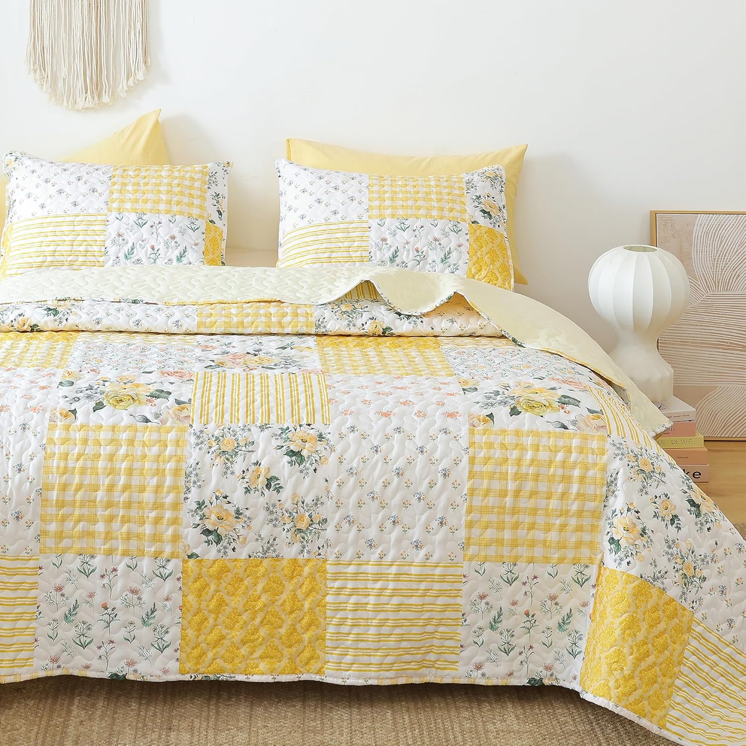 YIKUSH King Size Floral Quilt Set 3 Pieces