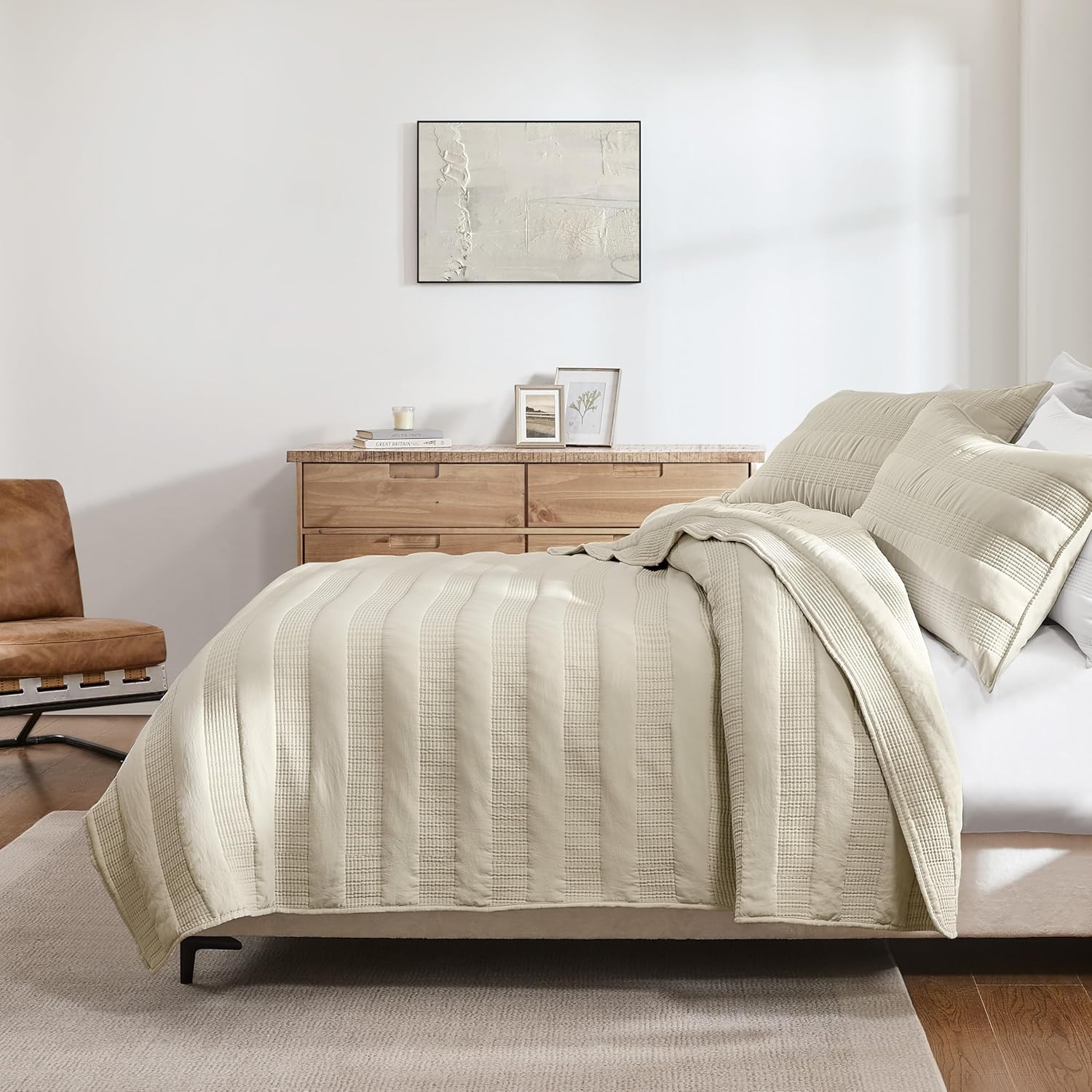 HomeSerene Beige Striped Cal King Quilt Set 1