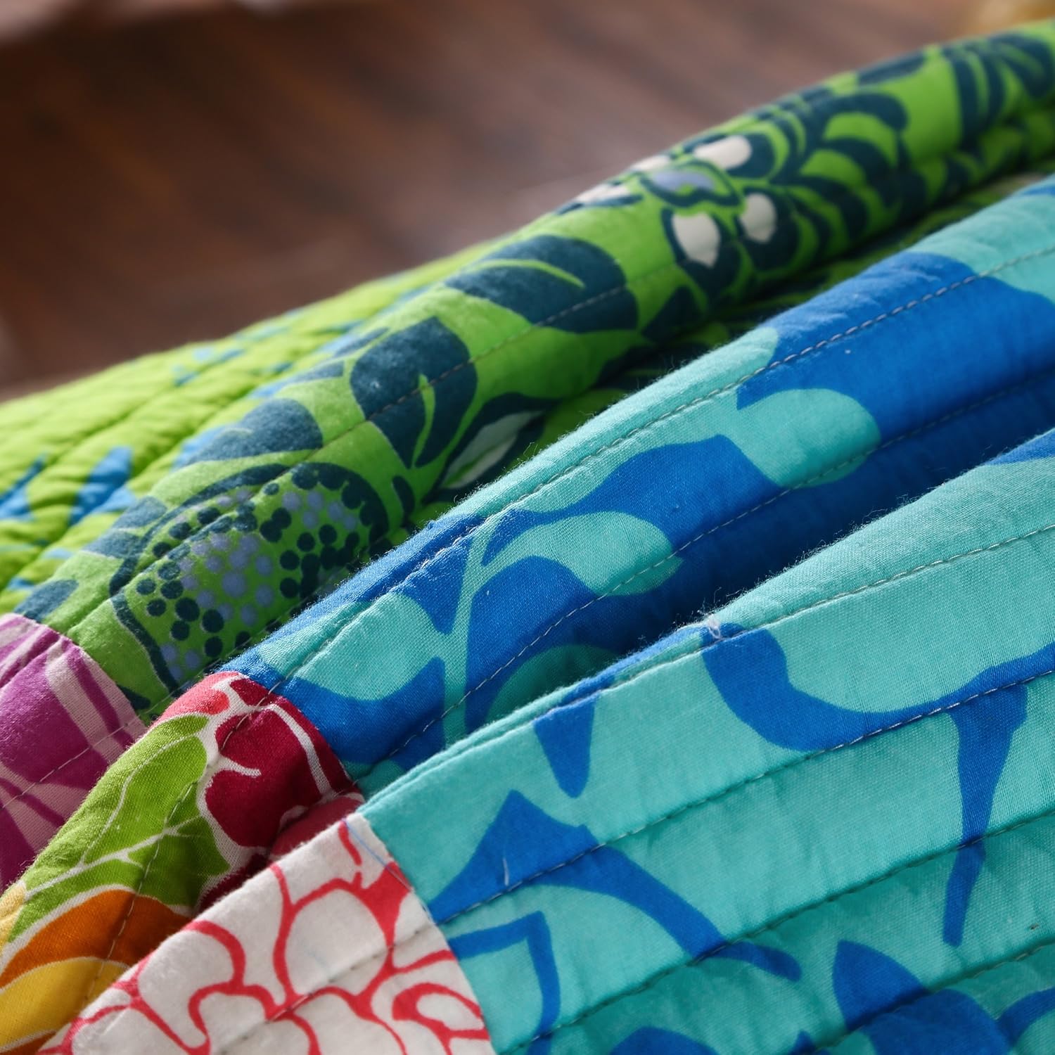 Tache Eclectic Floral Quilt Set Cal King