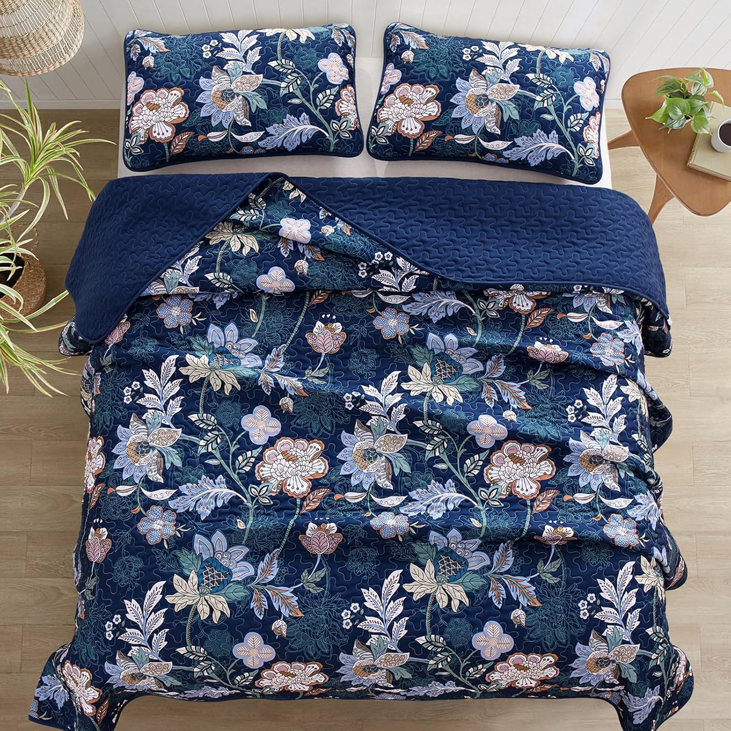 WONGS BEDDING Queen Quilt Set 3 PC Navy Blue Floral Bedspread